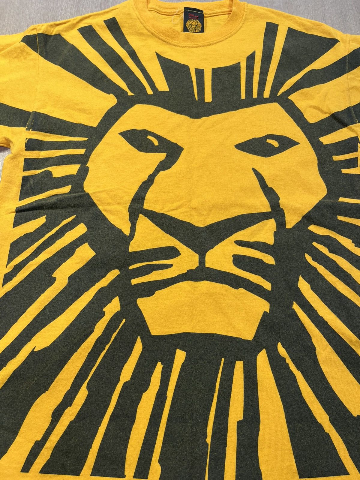 Vintage Vintage The Lion King Shirt Large Size US L / EU 52-54 / 3 - 1 Thumbnail