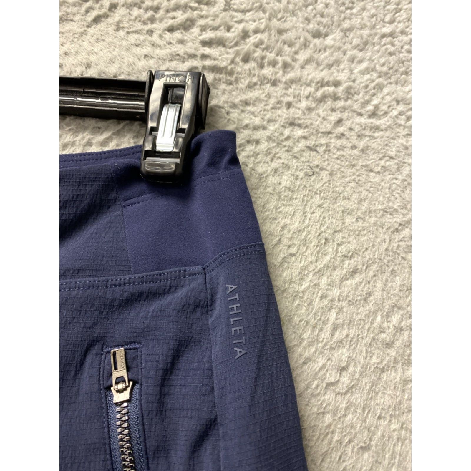 Athleta Athleta Jogger Pants Women’s Size 10 Navy Lightweight Athleisure Sweatpants Pockets Moisture Wicking Tapered Fit Pull On Casual/Activewear 0341 Size 32" / US 10 / IT 46 - 4 Thumbnail