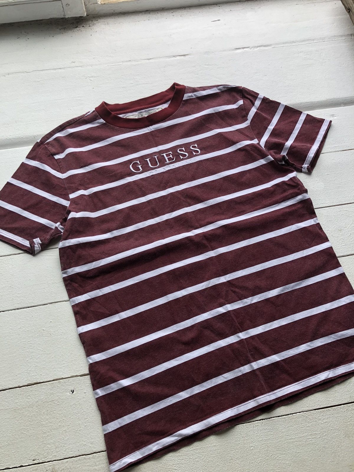Guess Vintage GUESS Big Logo White Y2K T Shirt Size US M / EU 48-50 / 2 - 1 Thumbnail