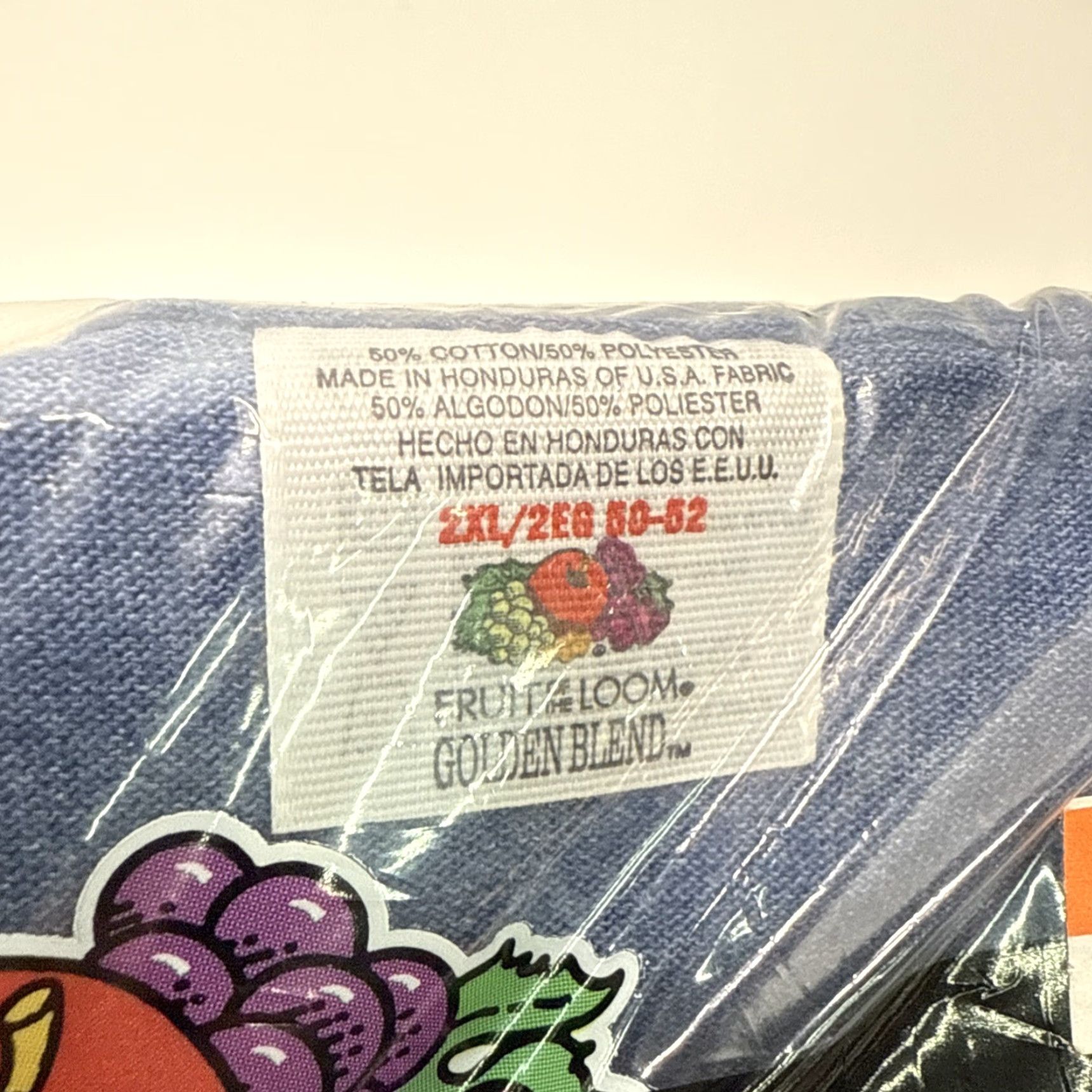 Fruit Of The Loom VINTAGE Fruit of the Loom Pocket T Shirt 2XL Blue Men Quality 1990s 2001 Mens Shirt Size US XXL / EU 58 / 5 - 4 Thumbnail