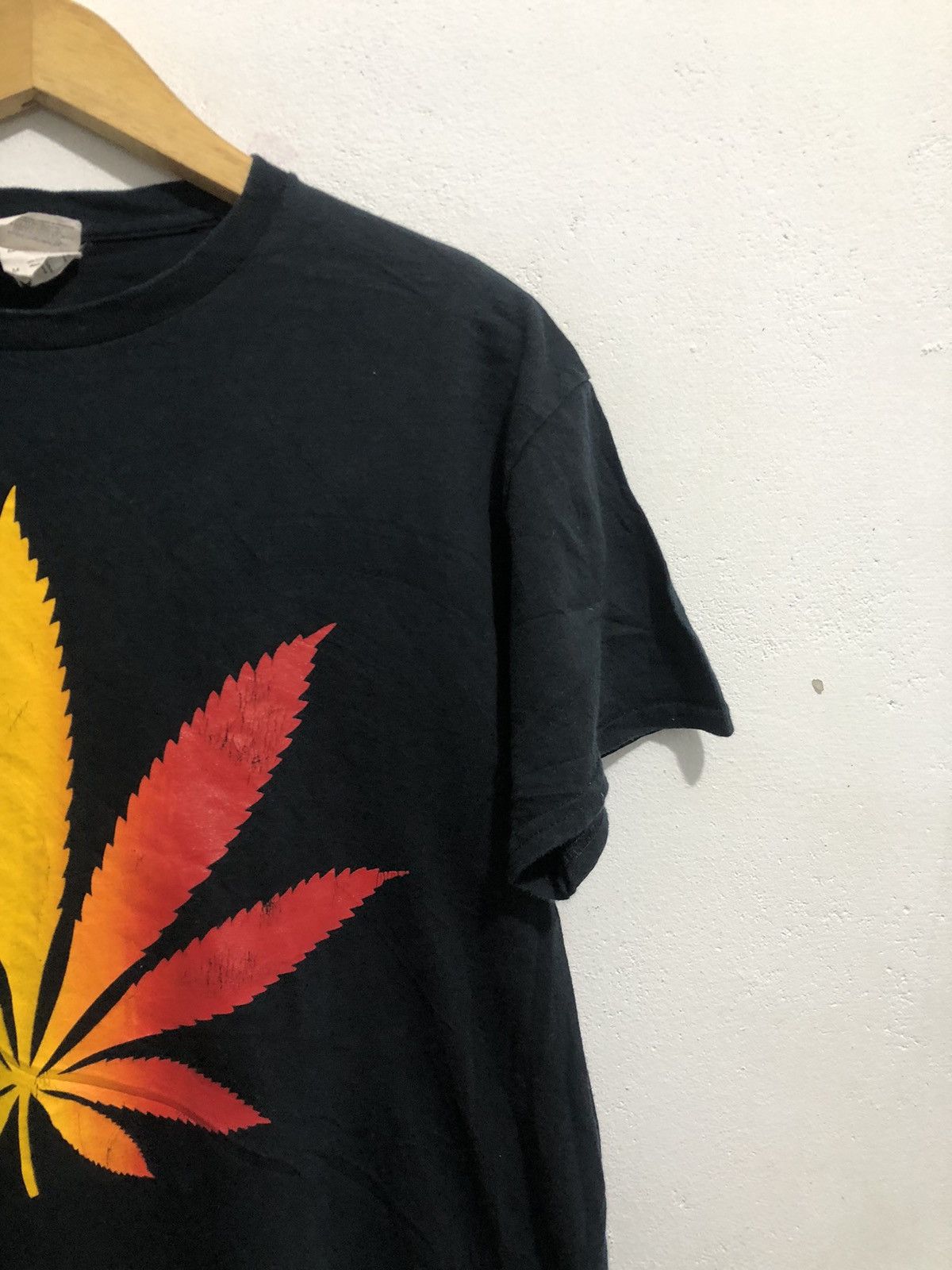 Beauty Beast × Hysteric Glamour × Japanese Brand Marijuana t shirt Big Logo Bob Marley Style Size US M / EU 48-50 / 2 - 2 Thumbnail