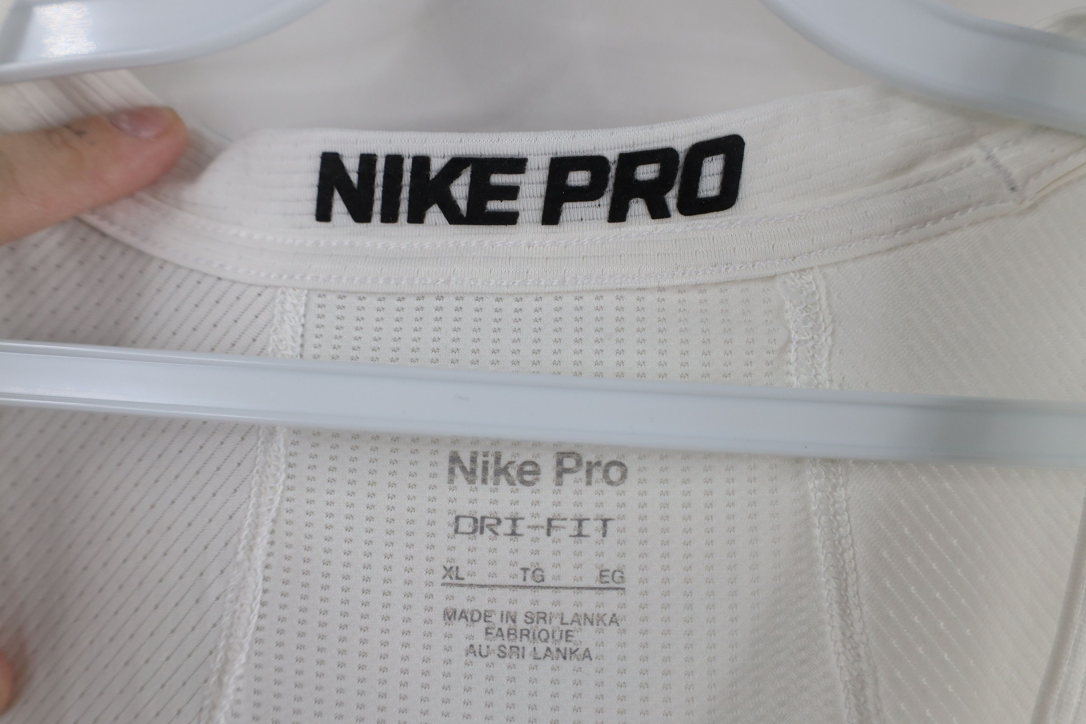 Nike × Vintage Nike Pro Issue Compression Training Tank Top T-Shirt White Size US XL / EU 56 / 4 - 8 Thumbnail