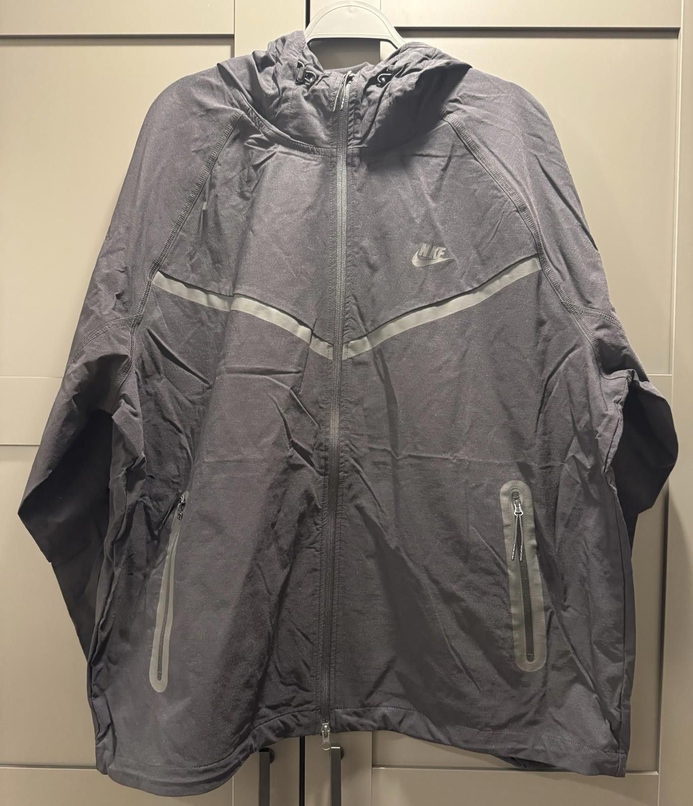 Nike Nike Sportswear Tech black Windrunner Jacket Size US XL / EU 56 / 4 - 1 Thumbnail