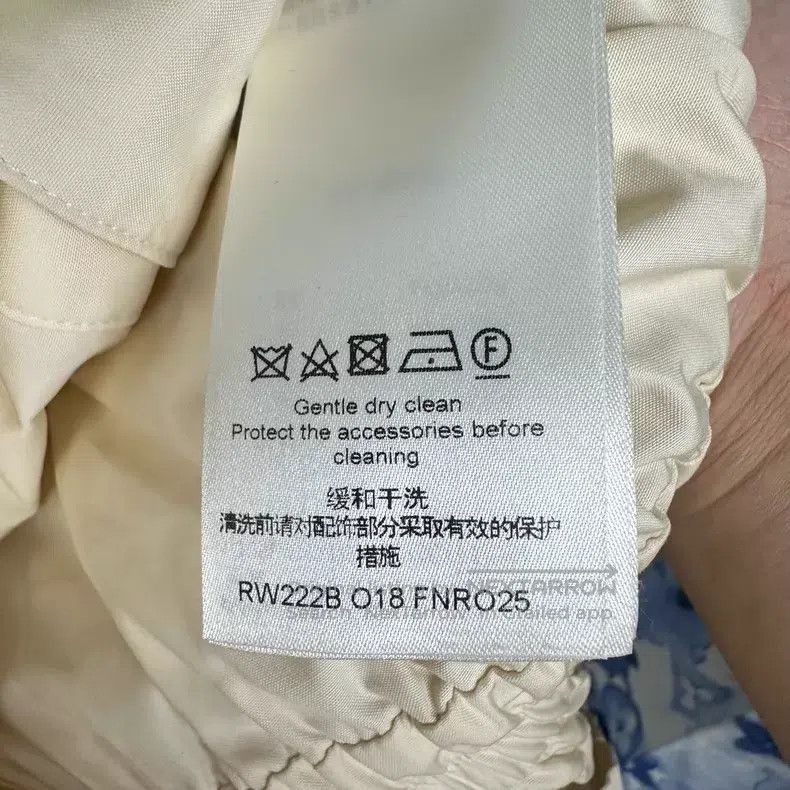 Louis Vuitton Louis Vuitton Presbyopic silk scarf sleeveless overalls mi Size XXS / US 00 / IT 34 - 4 Thumbnail