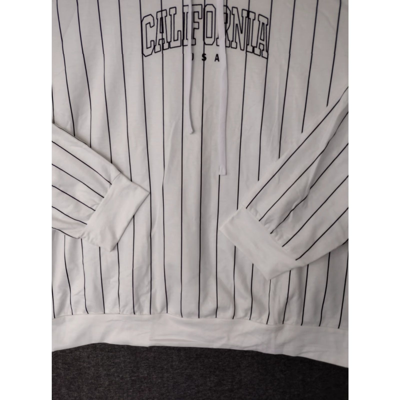 Shein Shein Men Hoodie Adult 3XL White/Black Striped California Drawstring Logo Graphic 80s 90s Retro Size US XXL / EU 58 / 5 - 4 Thumbnail