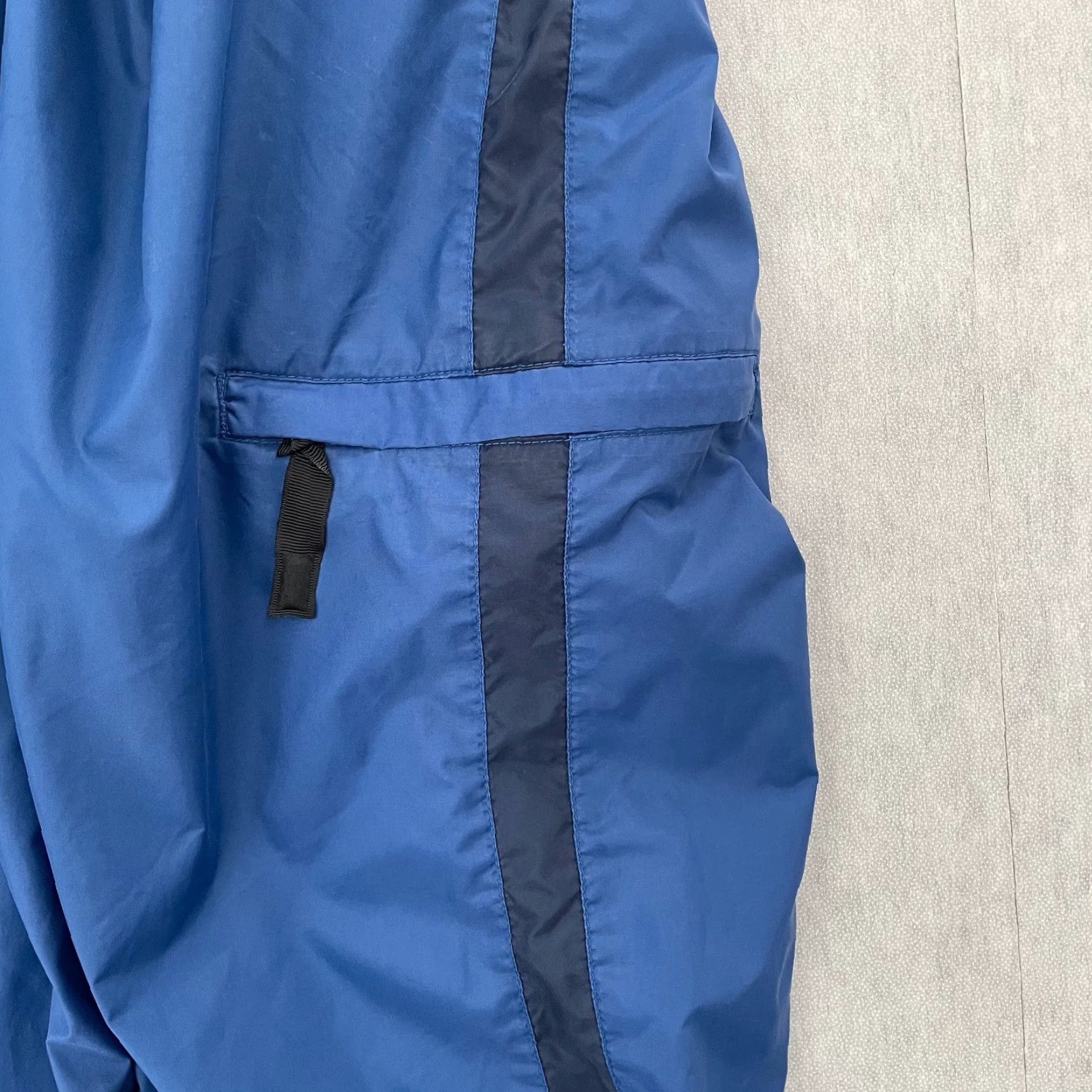 Nike VINTAGE Nike Pants Adult Large Blue Jogger Pockets Drawstring Logo Mens L Size US 33 - 3 Thumbnail