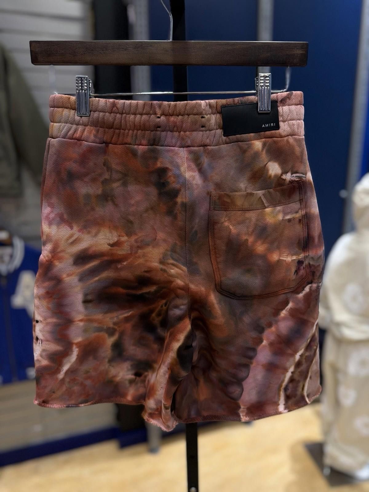 Amiri AMIRI TIE DYE MA SWEATSHORTS S22MJL025 SIZE (Small) New Red Size US 30 / EU 46 - 7 Thumbnail