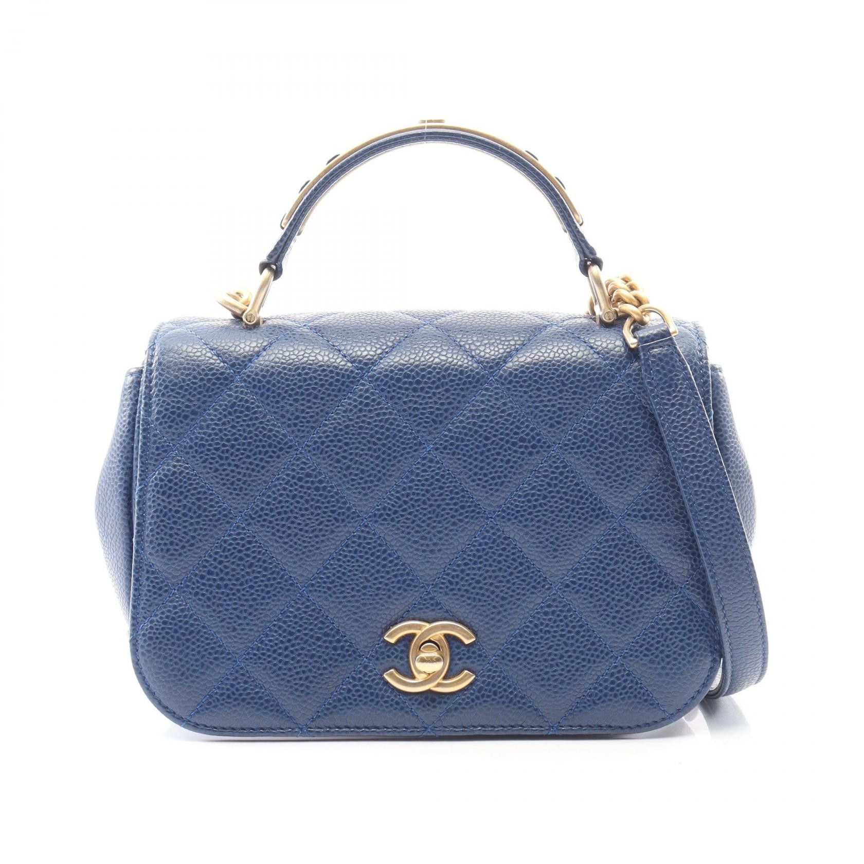 Chanel Chanel Chanel Matelasse Calf 2way Shoulder Bag Leather Shoulder Bag A91903 DUTY FREE for USA Size ONE SIZE - 1 Thumbnail