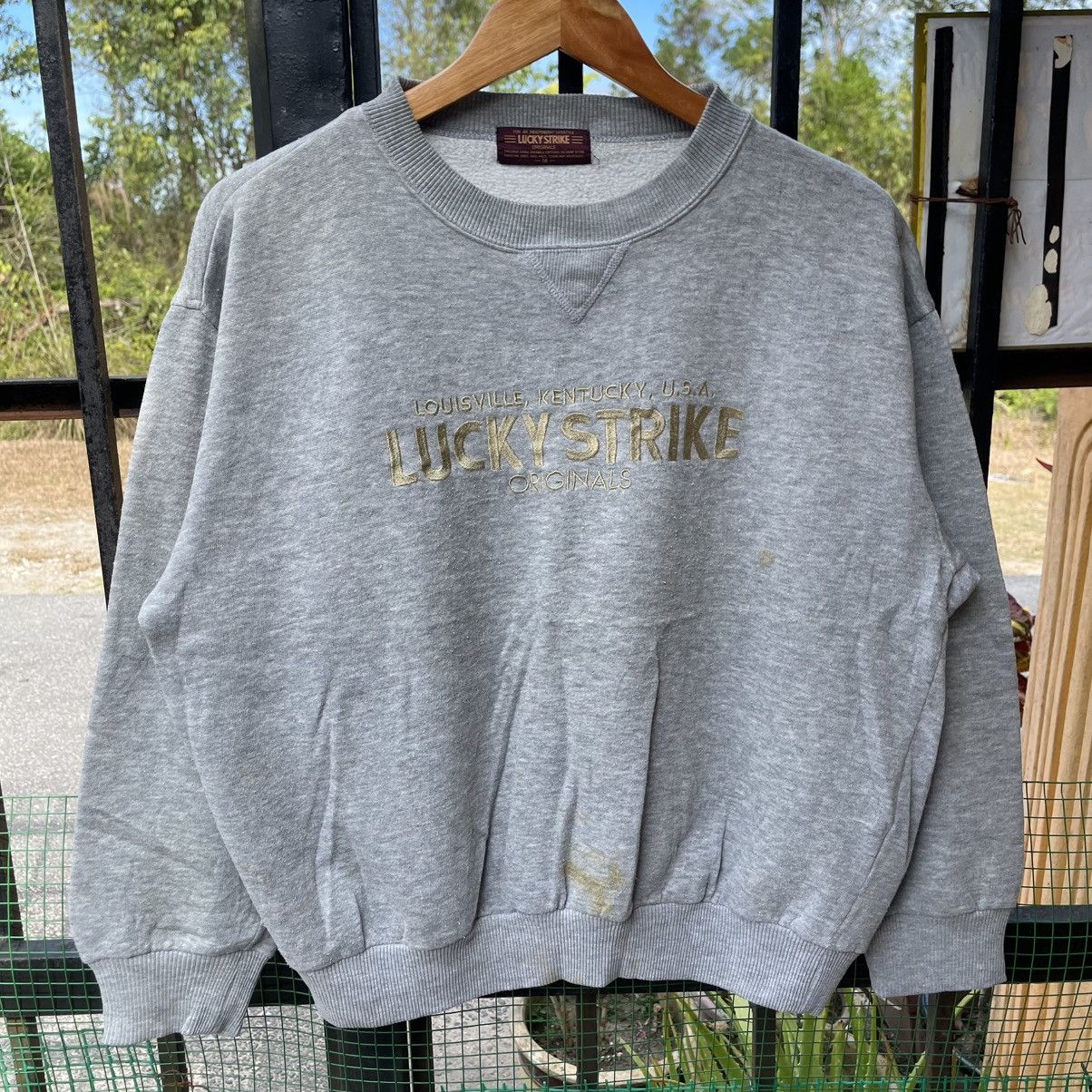 Sports Specialties 🔥Vintage 90s Lucky Strike Embroidered Spellout Sweatshirts Size US M / EU 48-50 / 2 - 5 Thumbnail