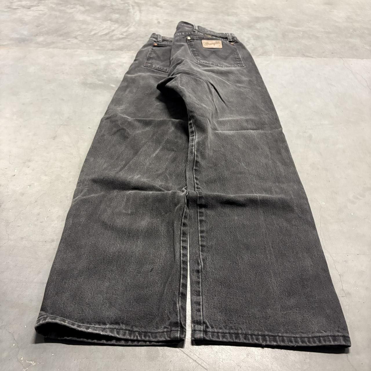 Vintage Crazy Vintage Y2K/2000s Grunge Black Faded Wrangler Workwear Denim Jeans! Size US 36 / EU 52 - 6 Thumbnail