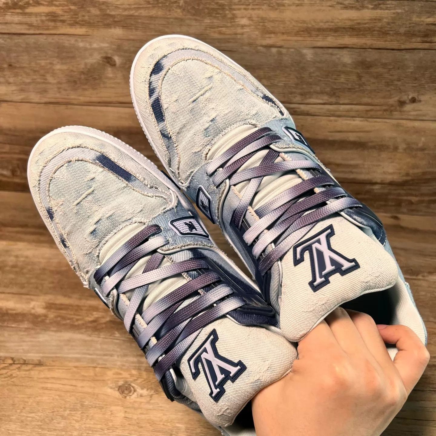 Louis Vuitton LV Denim Tie-Dye Washed Trainer UK9 43 Size US 10 / EU 43 - 5 Thumbnail