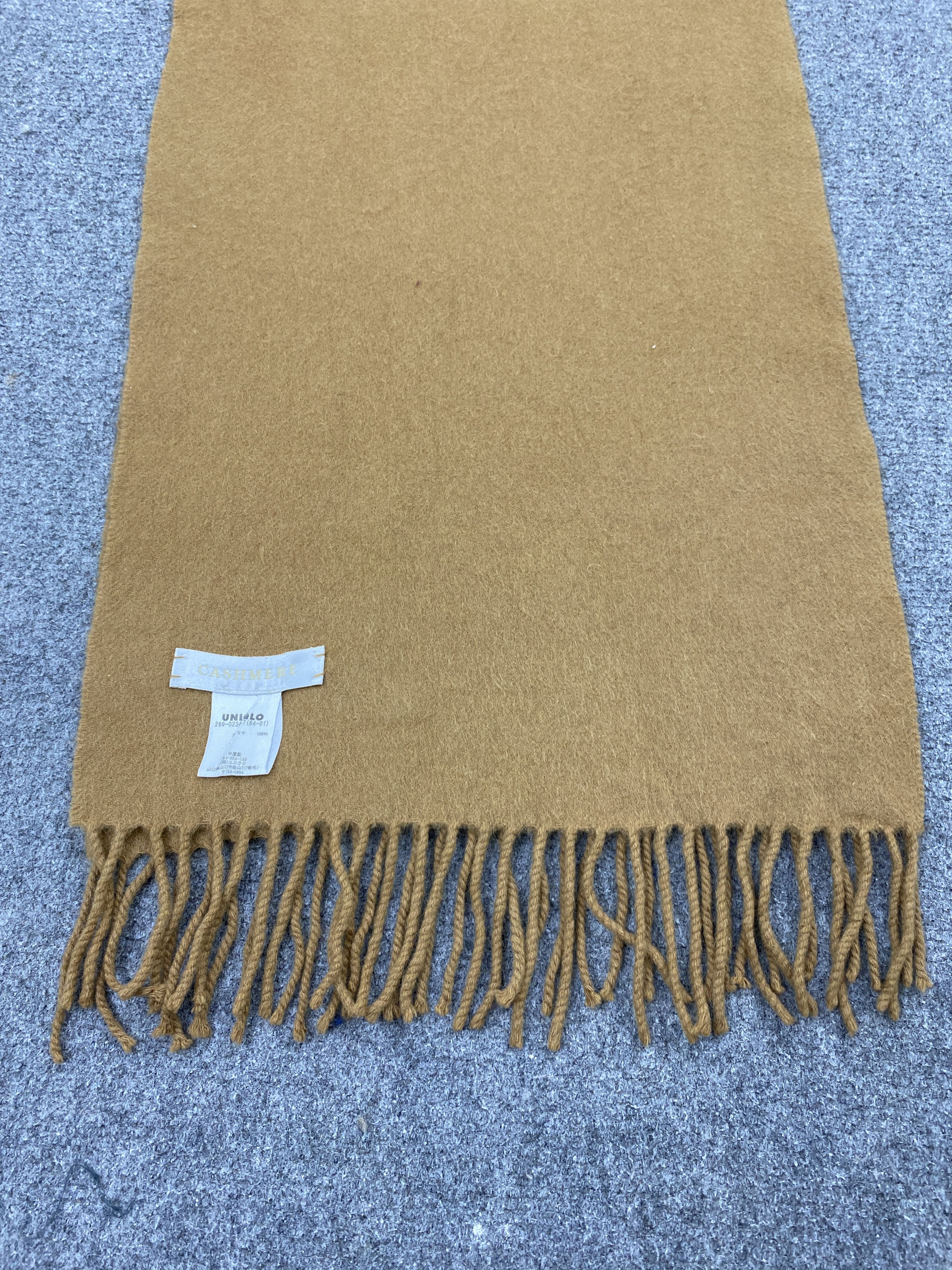 Japanese Brand Vintage Uniqlo Cashmere Scarf / Muffler / Neckwear - SC0051 Size ONE SIZE - 4 Thumbnail