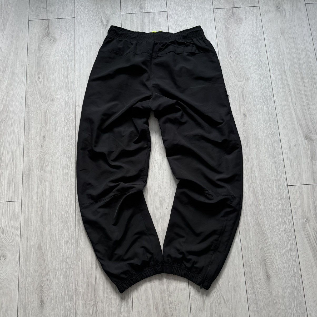 Nike Vintage nike track pants y2k gorpcore sweatpants parachute Size US 32 / EU 48 - 3 Thumbnail