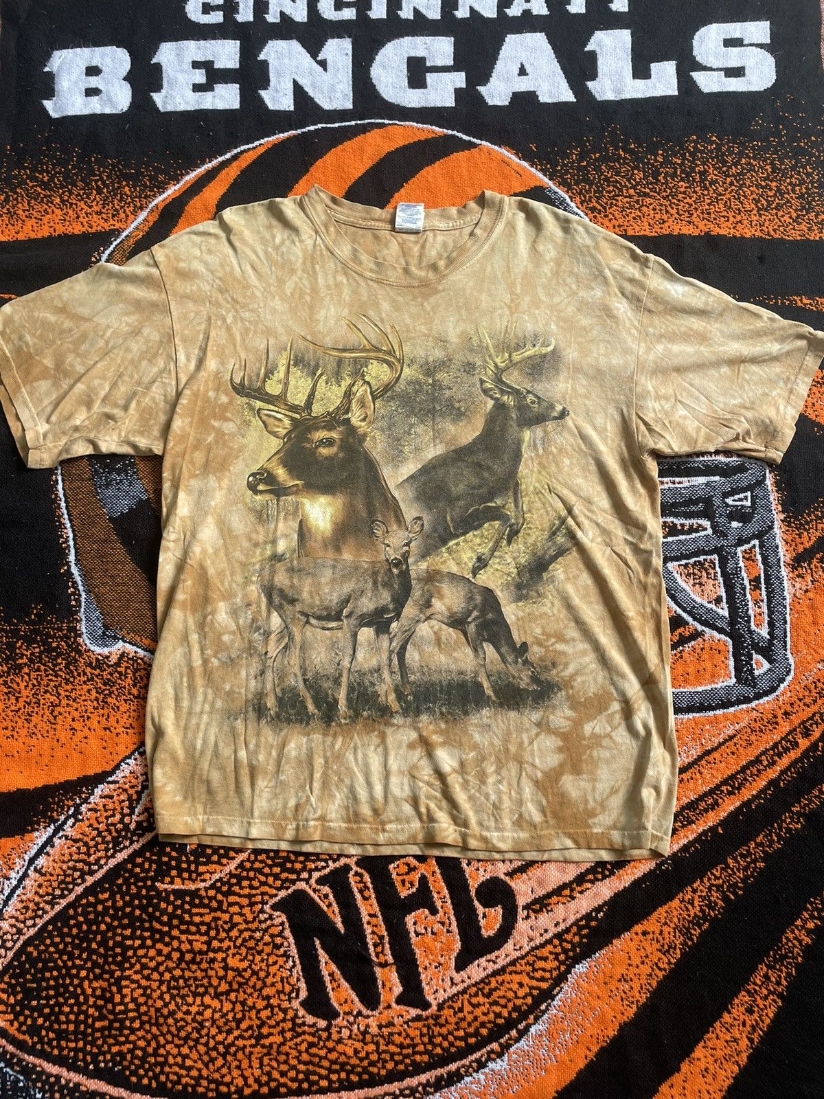 The Mountain × Vintage Vintage The Mountain Brown T-shirt Size US XL / EU 56 / 4 - 2 Thumbnail
