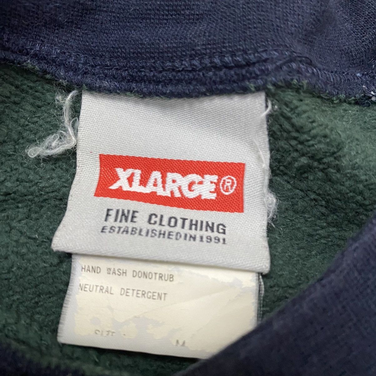 Xlarge Xlarge Raglan plaid tartan Size US M / EU 48-50 / 2 - 5 Thumbnail