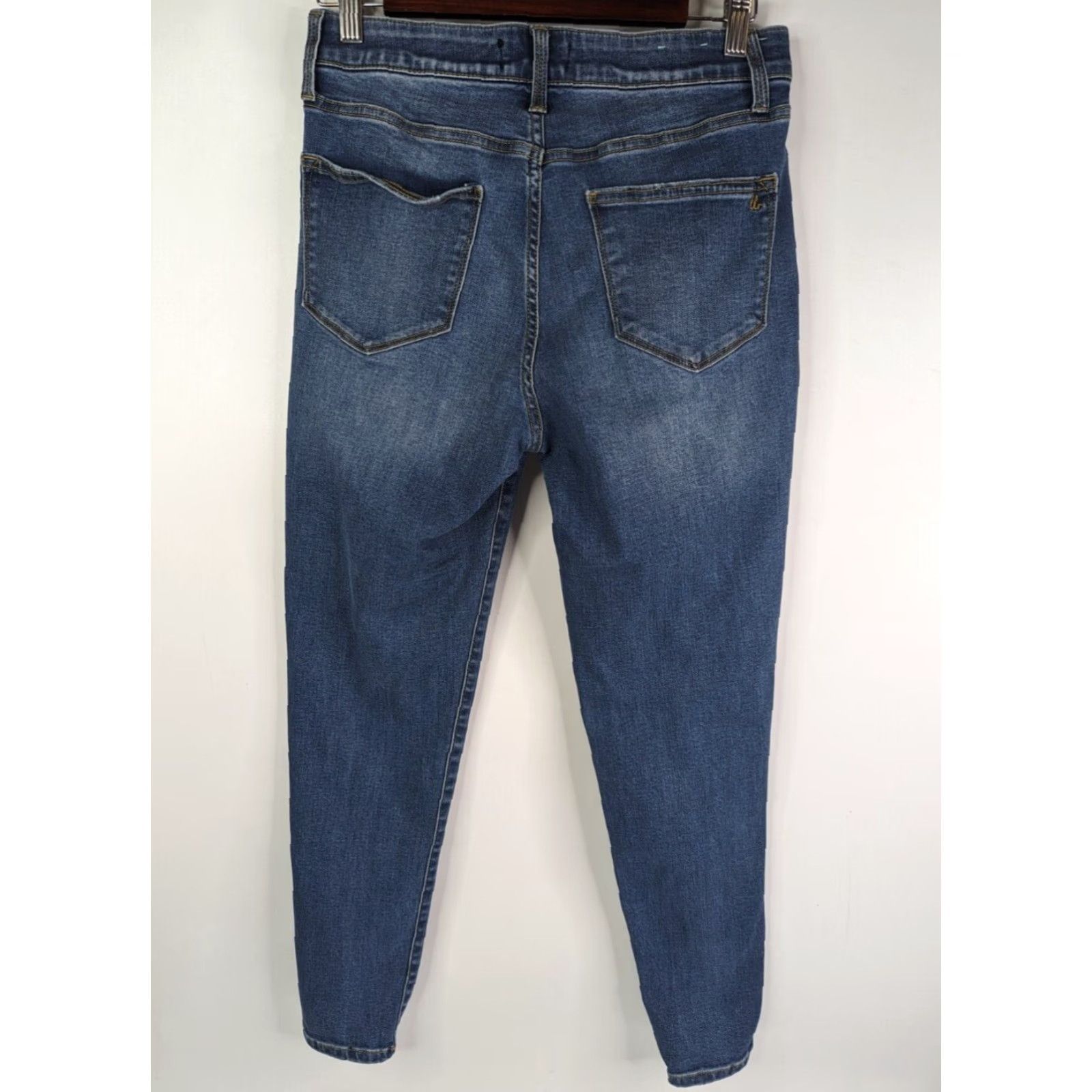Vintage LuLaRoe Jeans Women 28 Blue Stretch Tapered Slim Ankle Elastic Waist Med Wash - 5-Pocket Design - Button Zip - Regular - Blue - Womens - Jeans Size 28" / US 6 / IT 42 - 4 Thumbnail