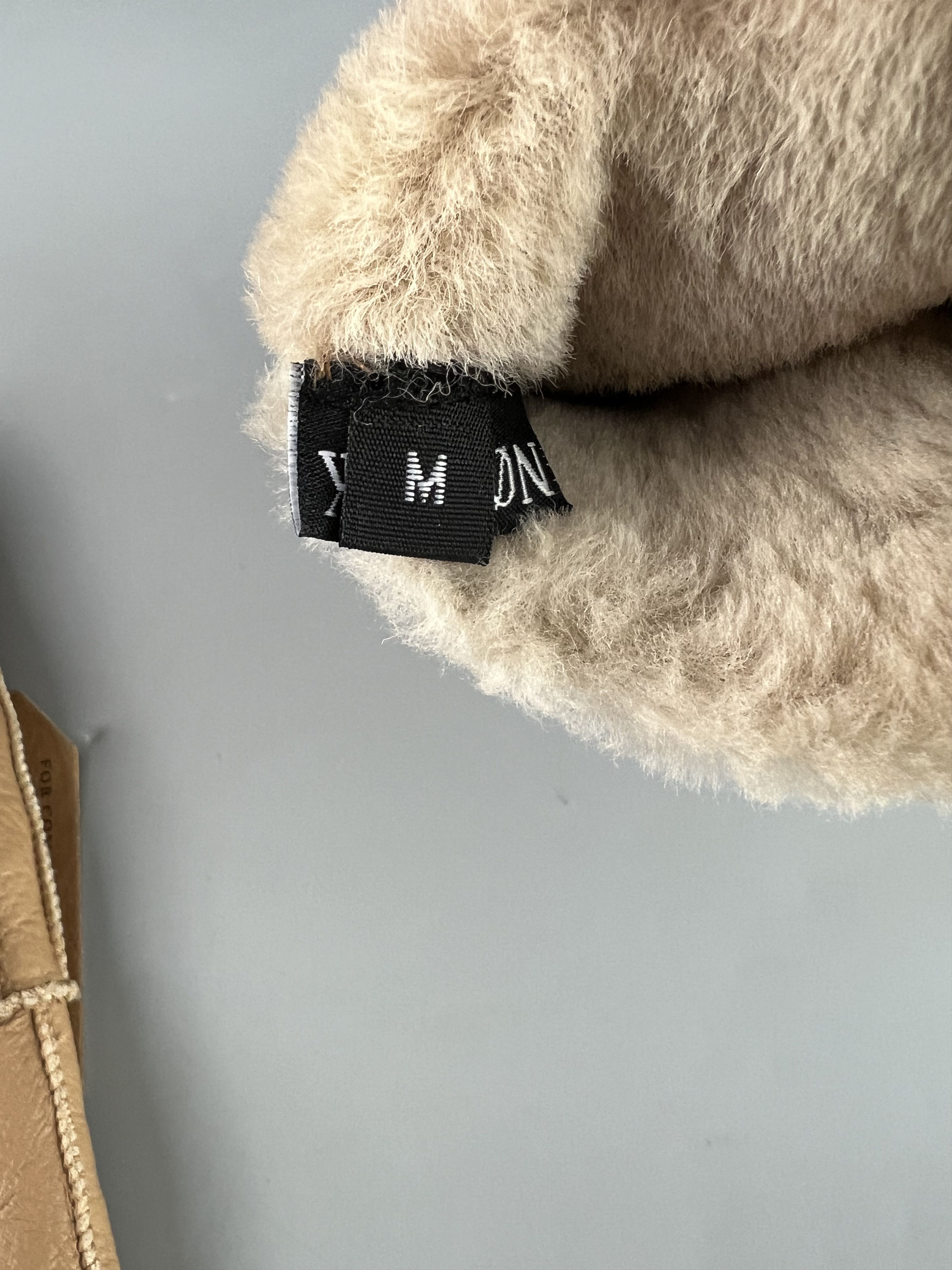 Designer Nordvek Women's Genuine Sheepskin Gloves Size M Size ONE SIZE - 5 Thumbnail
