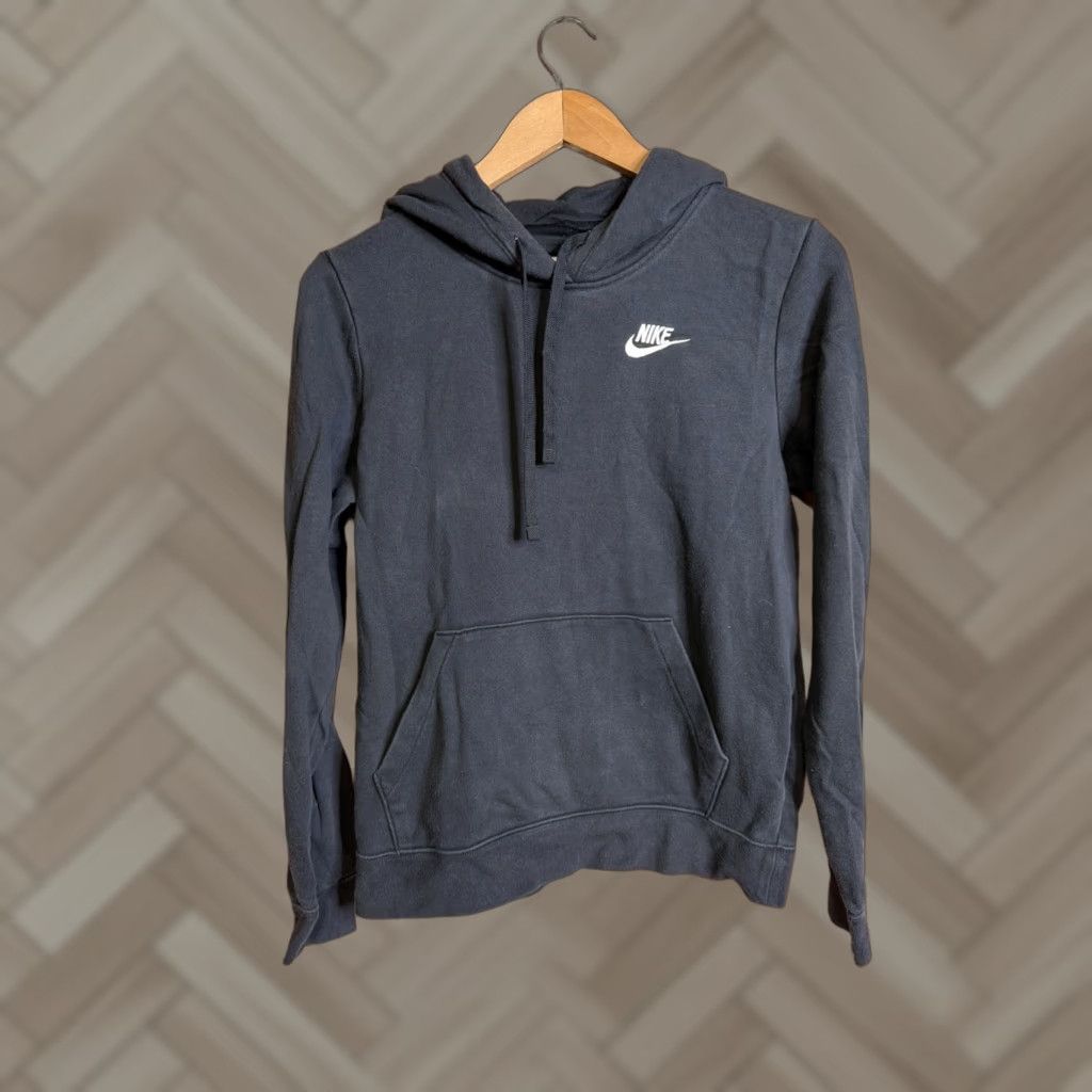 Nike Nike Hoodie Womens XS Black Fleece Pullover Sweatshirt Pullover (Activewear) Womens XS Black Nike Hoodie Pullover Fleece Size XS / US 0-2 / IT 36-38 - 1 Thumbnail