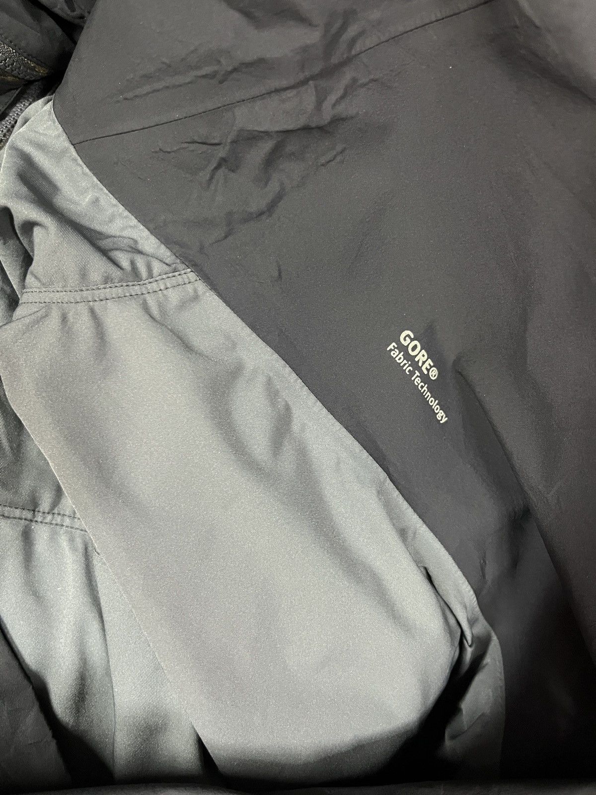 Arc'teryx Jacket 🔥 arcteryx gore fabric technology Size US M / EU 48-50 / 2 - 13 Thumbnail