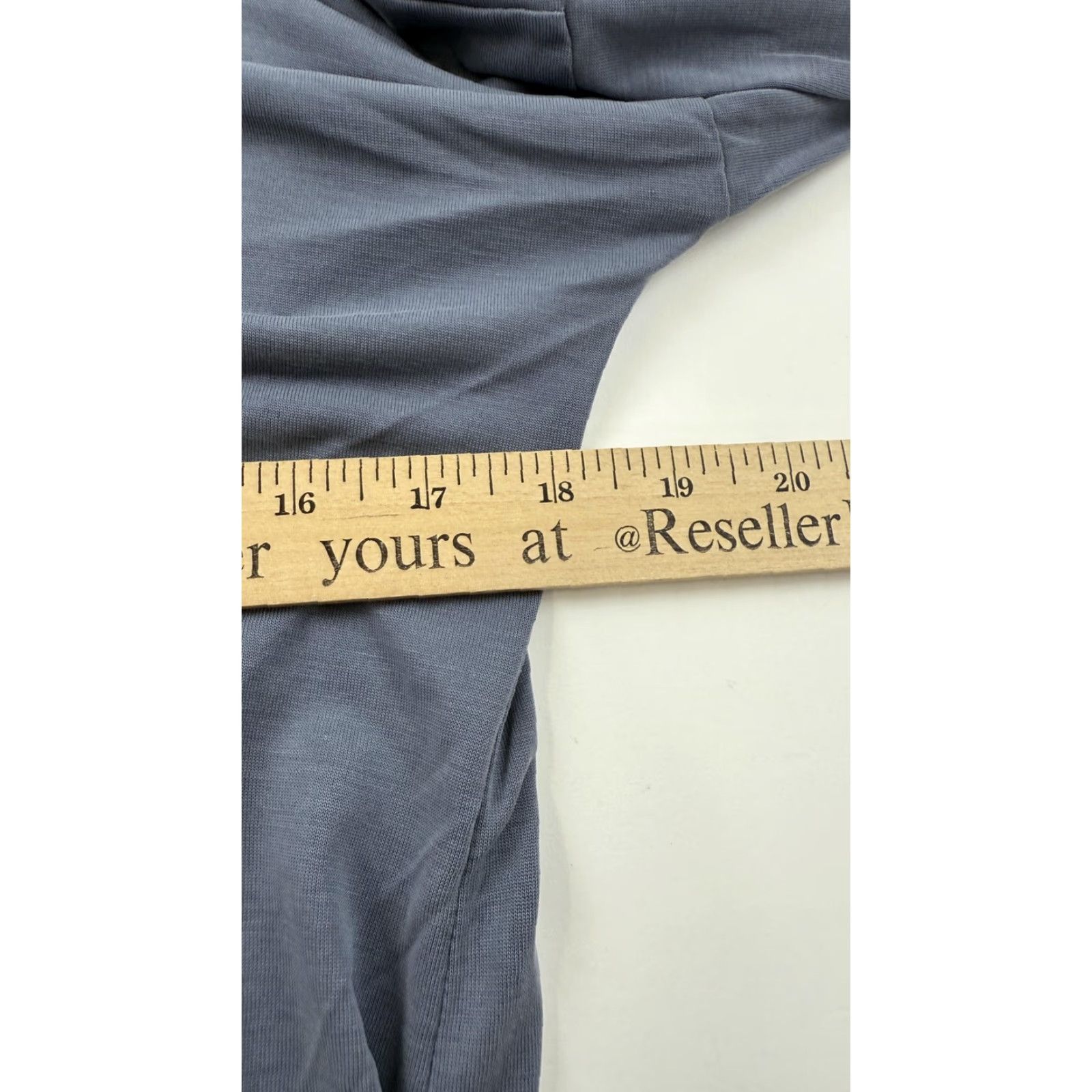 Abercrombie & Fitch Abercrombie & Fitch Blouse Womens XS Long Sleeve Drape Front Surplice Twist Top Size XS / US 0-2 / IT 36-38 - 7 Thumbnail