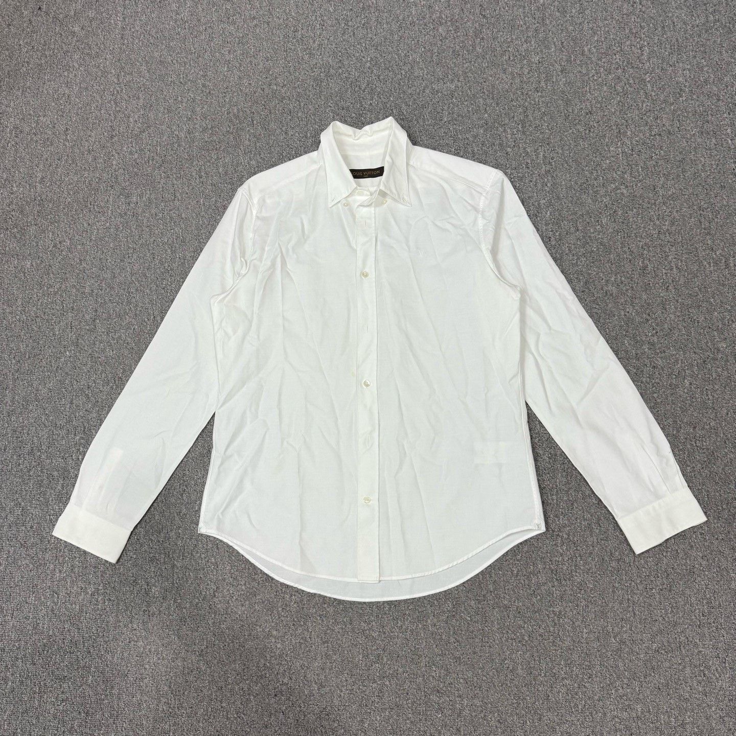 Louis Vuitton Louis Vuitton LV Logo Long-Sleeve Shirt Size US XL / EU 56 / 4 - 1 Thumbnail