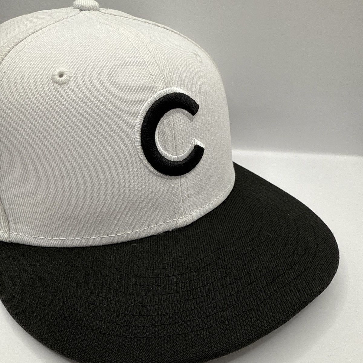 New Era New era Oreo cubs size 7 1/8 Size ONE SIZE - 4 Thumbnail
