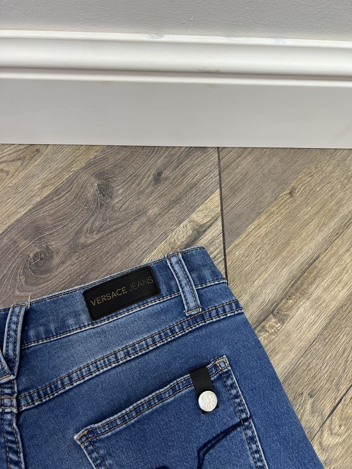 Versace × Versace Jeans Couture × Vintage Vintage Versace Jeans Women’s Denim Pants Size 28" / US 6 / IT 42 - 15 Thumbnail