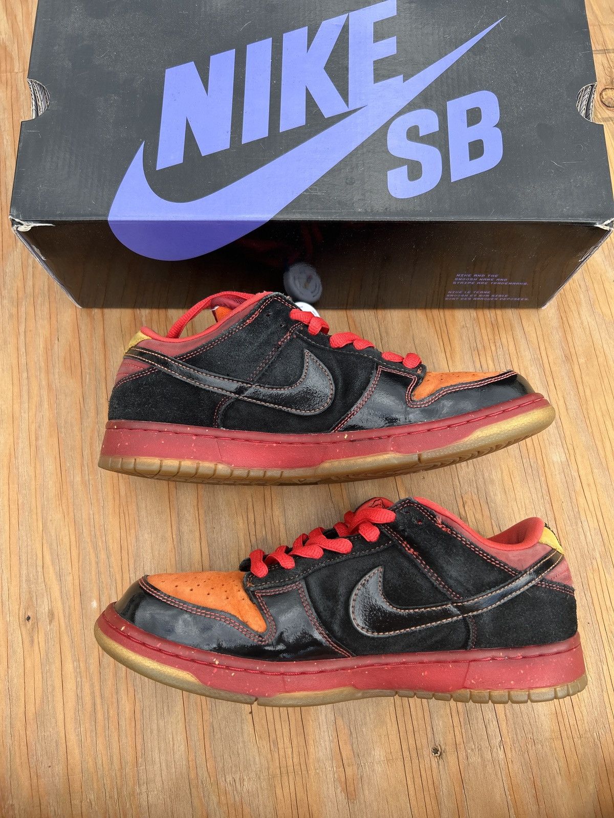 Nike Dunk low premium SB “Hawaii” Size US 9.5 / EU 42-43 - 2 Thumbnail