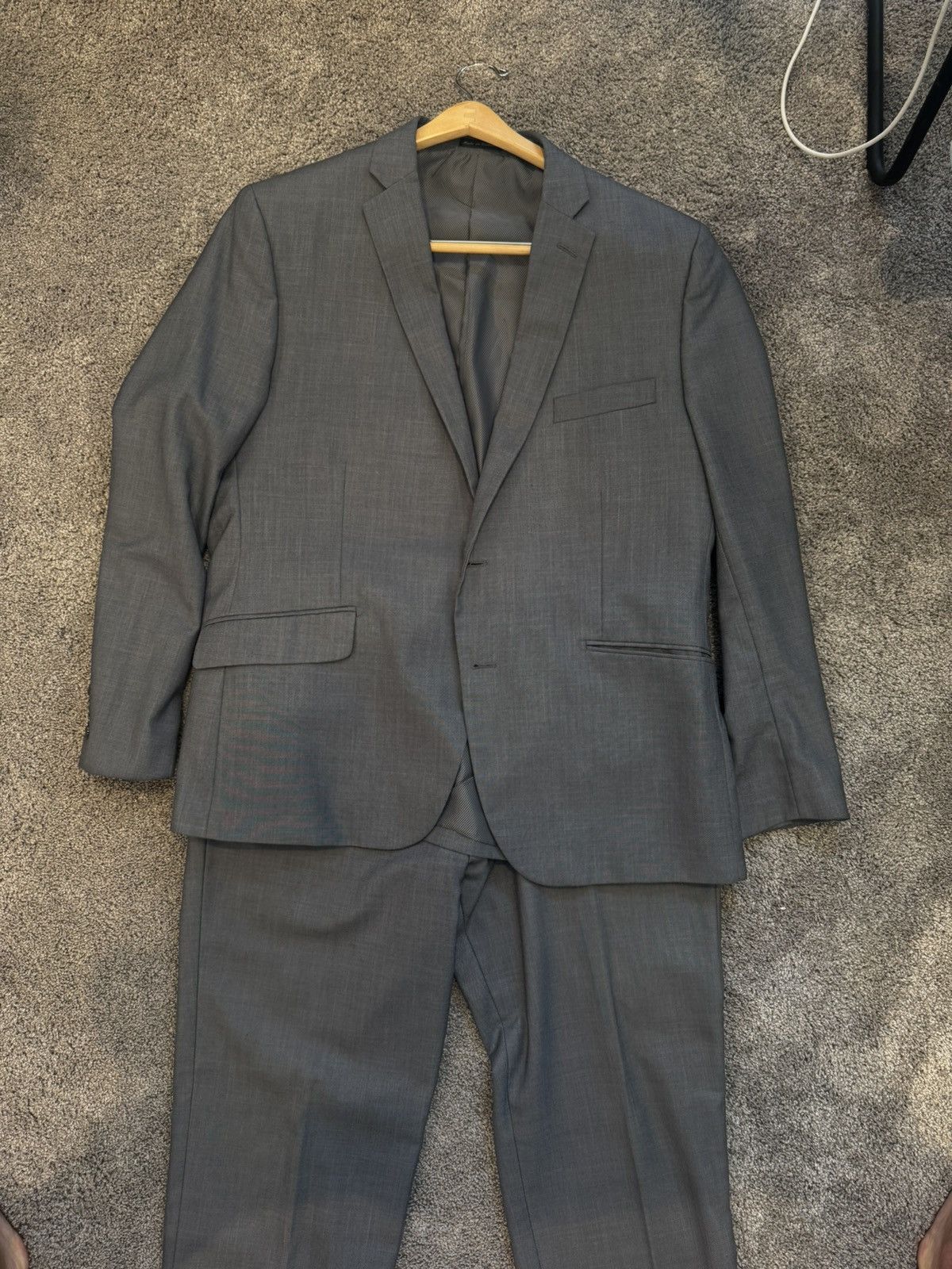 Van Heusen Van Heusen Flex Classic Men’s Suit 46RJacket 38x32Pants Grey Size 46R - 2 Thumbnail