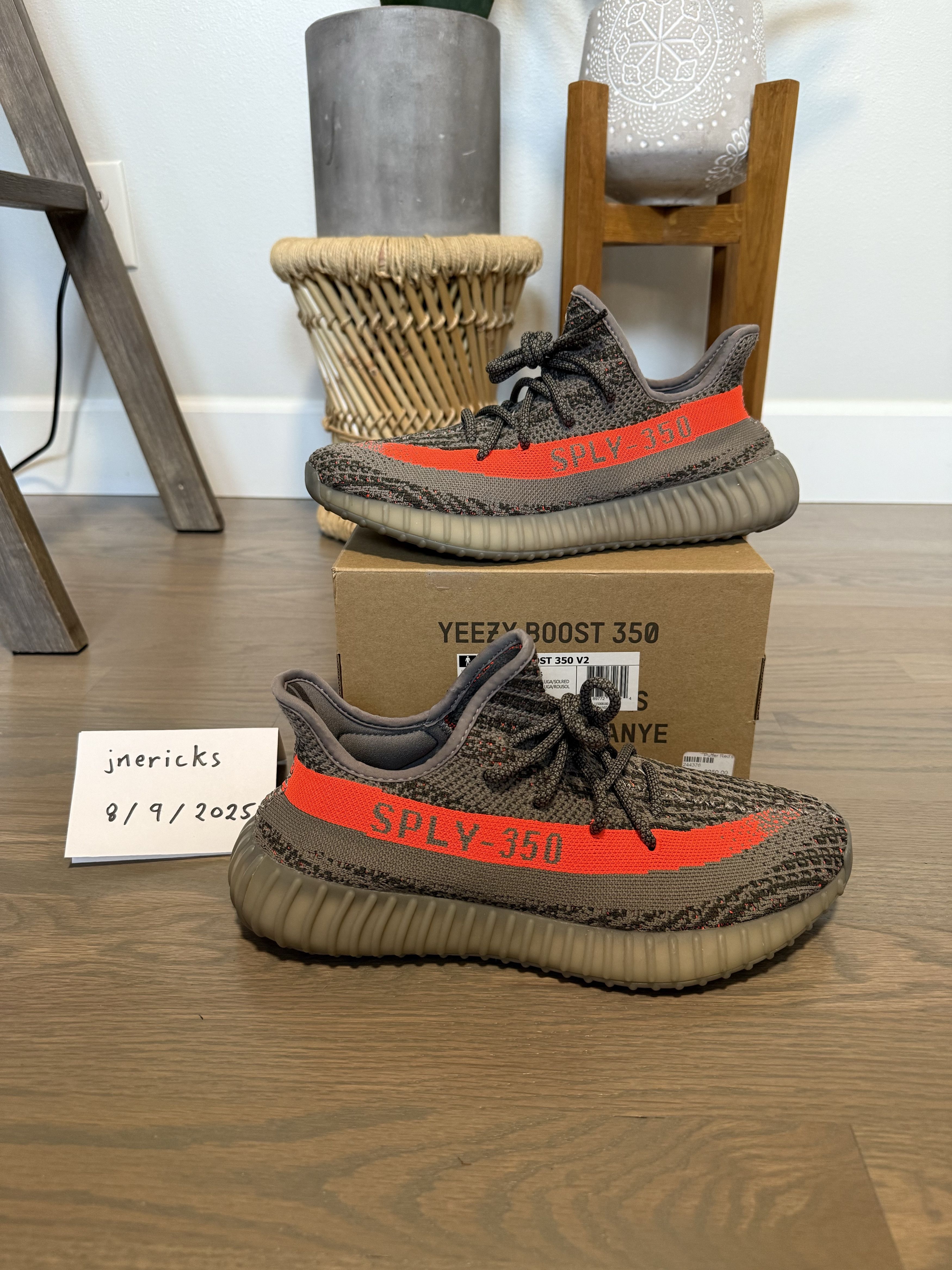 Adidas Yeezy Boost 350 V2 Beluga Size US 9.5 / EU 42-43 - 6 Thumbnail