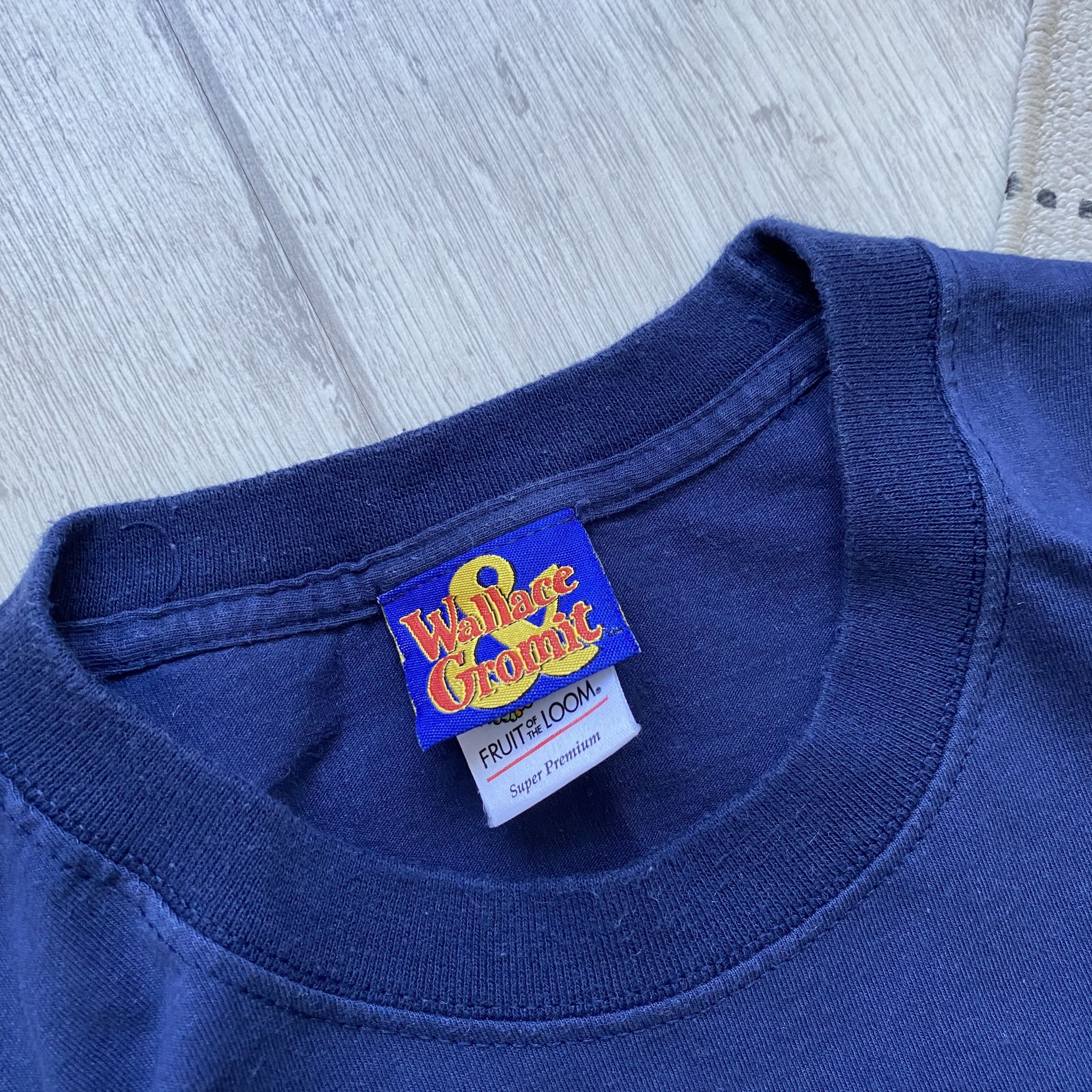 Cartoon Network Vintage 90s Wallace and Gromit logo tee Disney Size US XL / EU 56 / 4 - 5 Thumbnail