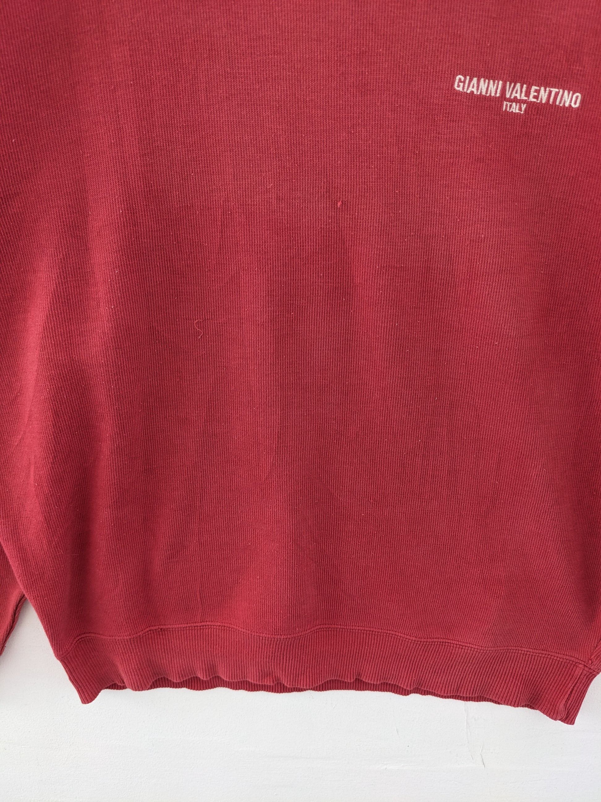 Vintage Vintage Gianni Valentino Sweatshirt Faded Distressed Size US M / EU 48-50 / 2 - 10 Thumbnail