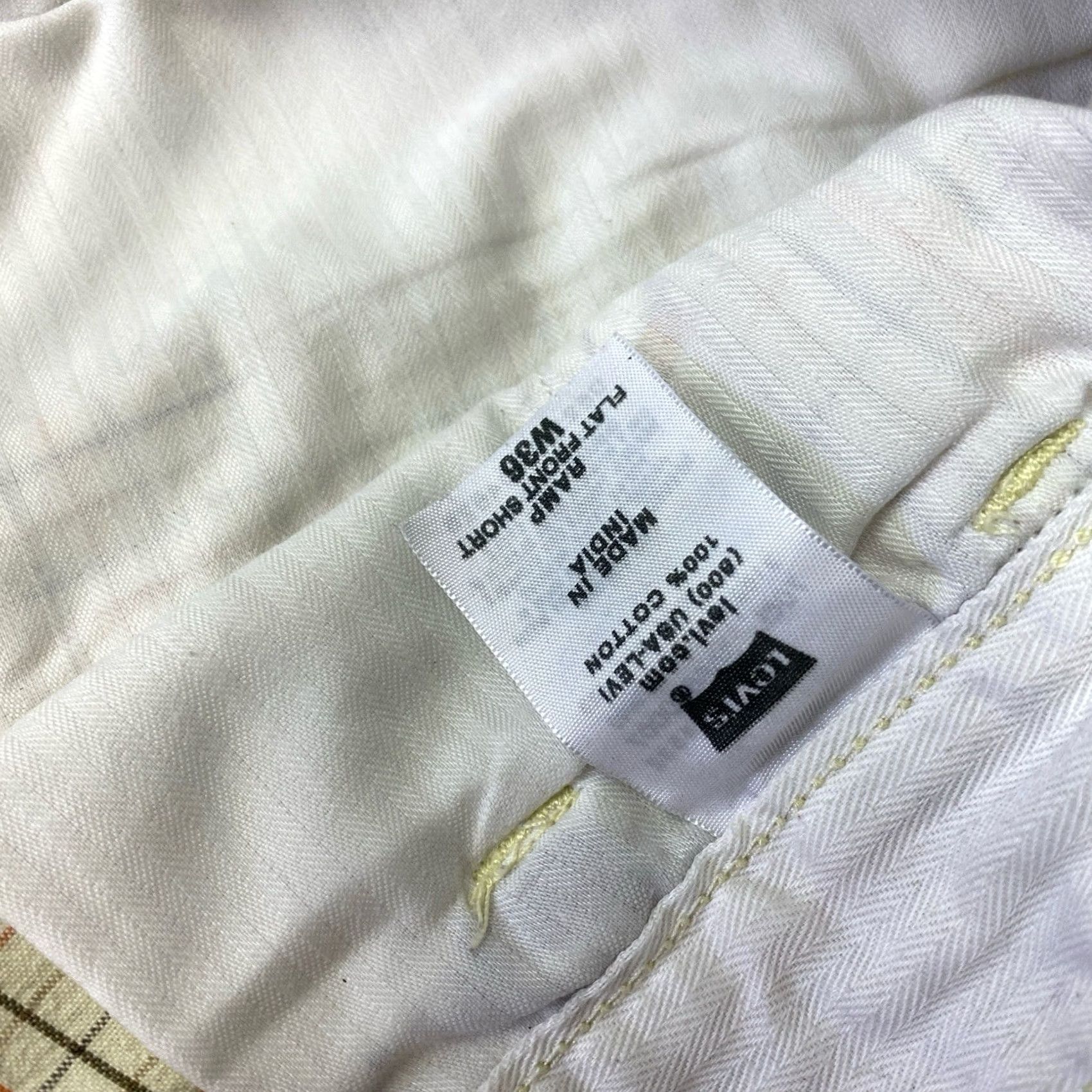 Levi's VINTAGE Levi's Shorts Men 36 12" Inseam Brown Baggy Loose Skater Cotton Cargo 90s Grunge Outdoor Men Size US 36 / EU 52 - 3 Thumbnail