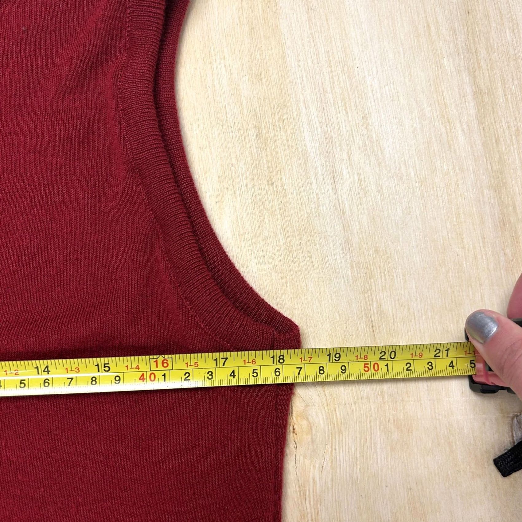 Vintage VINTAGE Dimension by Milford Sweater Vest Mens M Red V-Neck Tight Knit USA Size US M / EU 48-50 / 2 - 3 Thumbnail