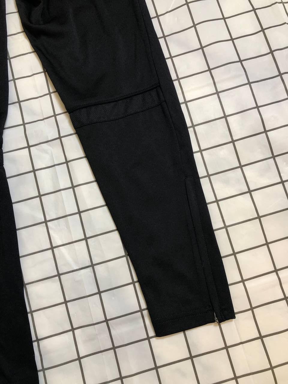 Nike Nike Dri-Fit Standard Fit Swoosh Casual Black Jogger Size US 30 / EU 46 - 17 Thumbnail