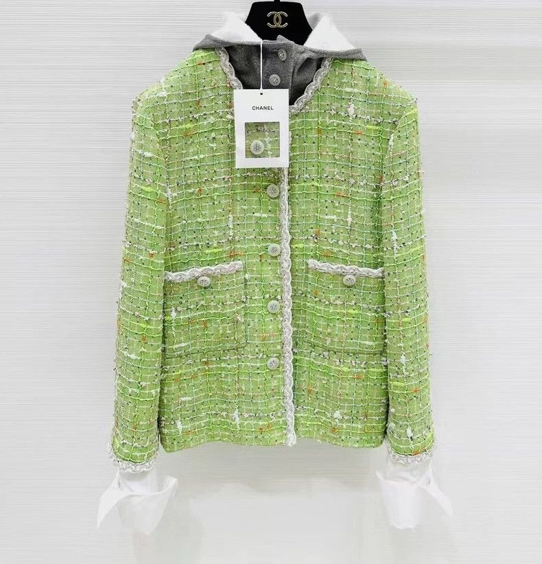 Chanel 25C Green Tweed Hooded Jacket - dmc