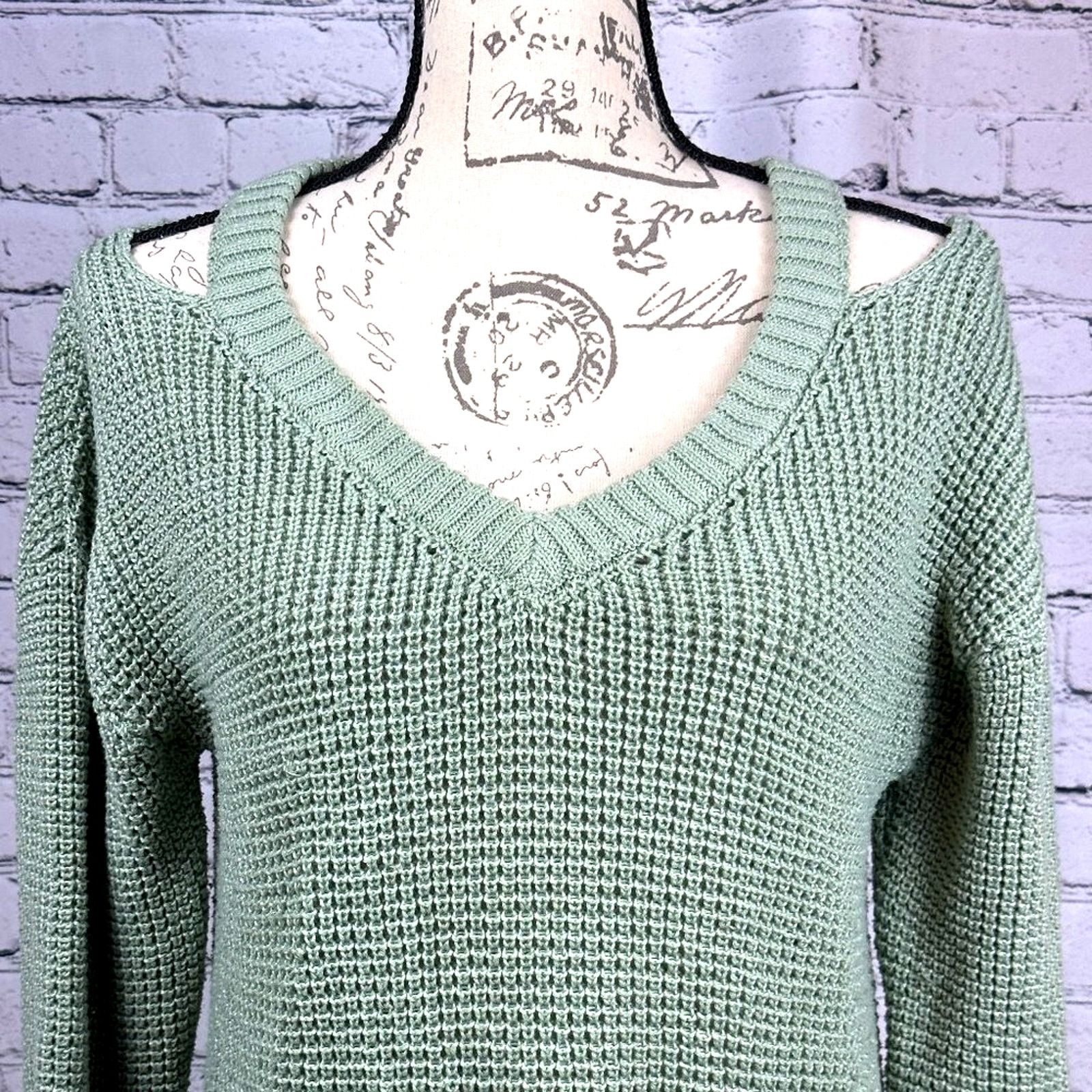 Other SideFeels V Neck Cold Shoulder Knitted Sweater Mint Green L Size L / US 10 / IT 46 - 11 Thumbnail