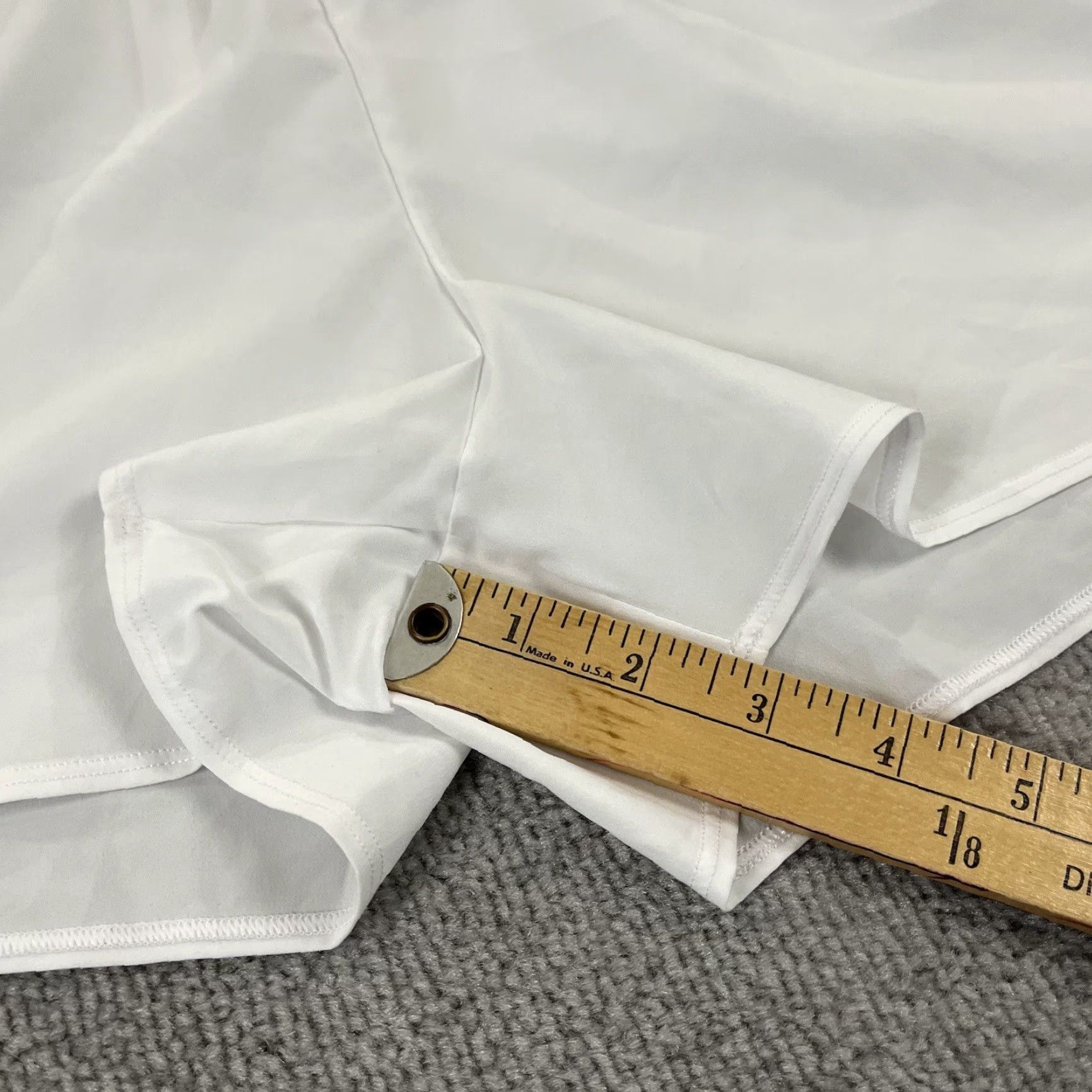 Gymshark GYMSHARK Shorts Womens Medium White Lightweight 3" Running Training Gym & Training Casual Sport Shorts Mens Womens Size 32" / US 10 / IT 46 - 6 Thumbnail