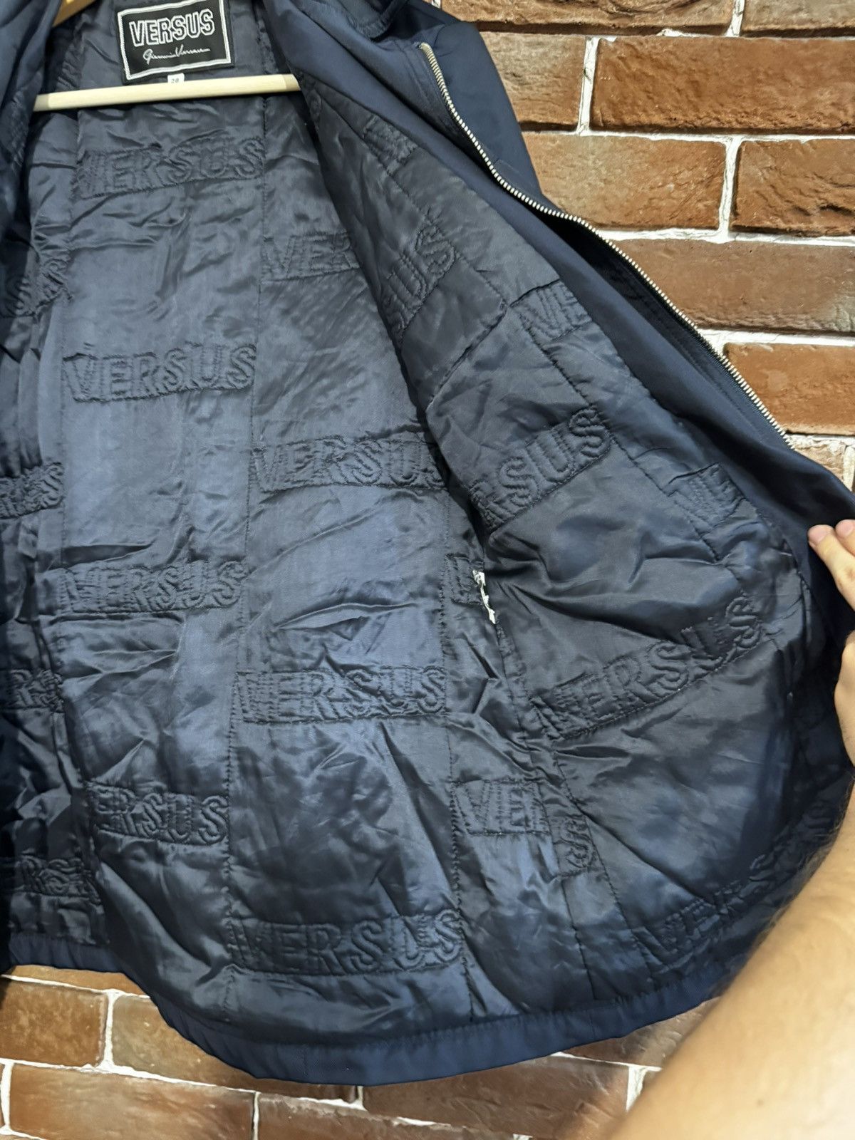 Versace 90s Gianni VERSACE Versus COUTURE Nylon Coat Jacket 42 Navy Size M / US 6-8 / IT 42-44 - 7 Thumbnail