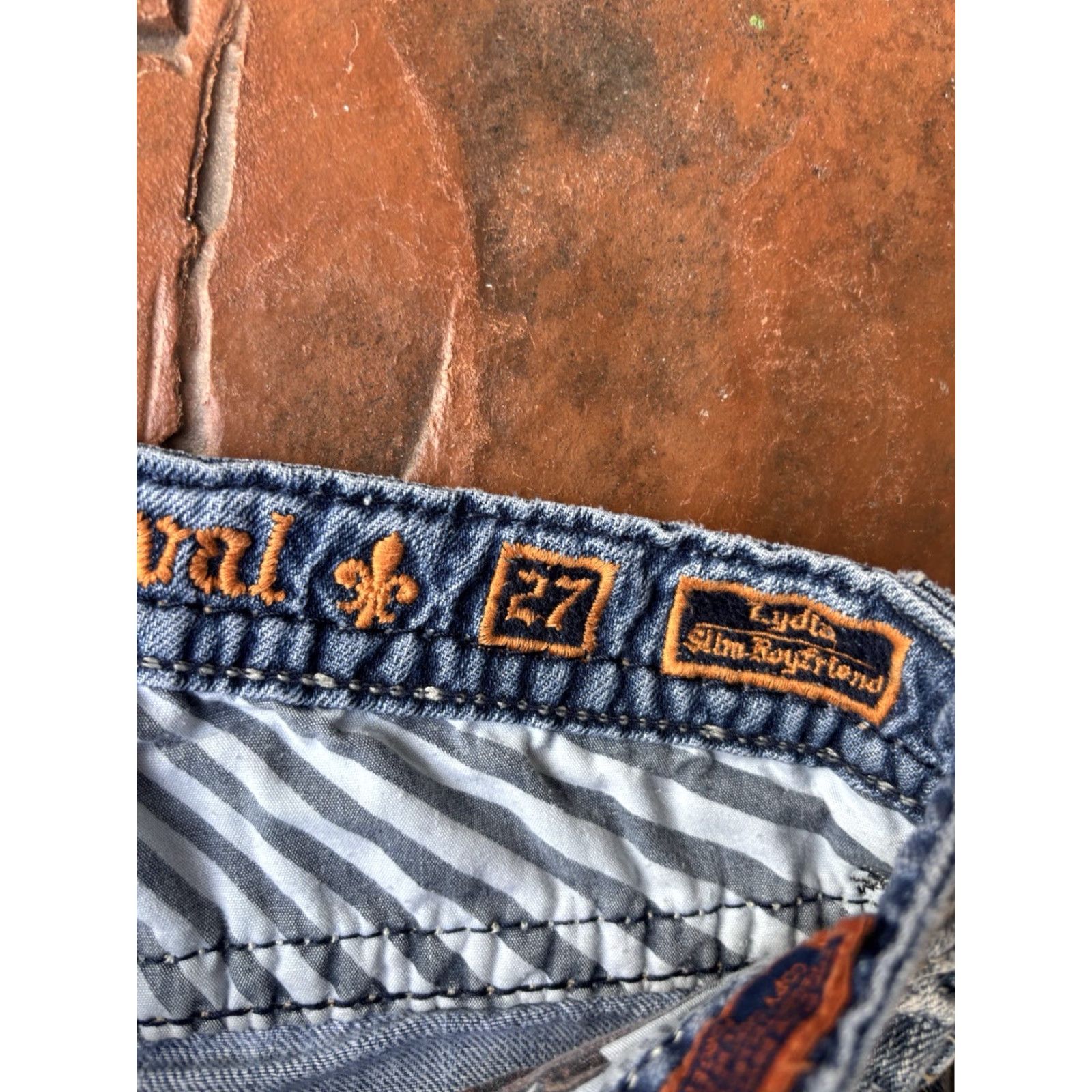 Vintage VINTAGE? (No) Rock Revival Lydia Slim Boyfriend Jeans Women’s 27x24 Distressed Blue Cotton Rock Distressed Jeans Womens 27 Rock Theme 90s? Not needed. Size 27" / US 4 / IT 40 - 2 Thumbnail