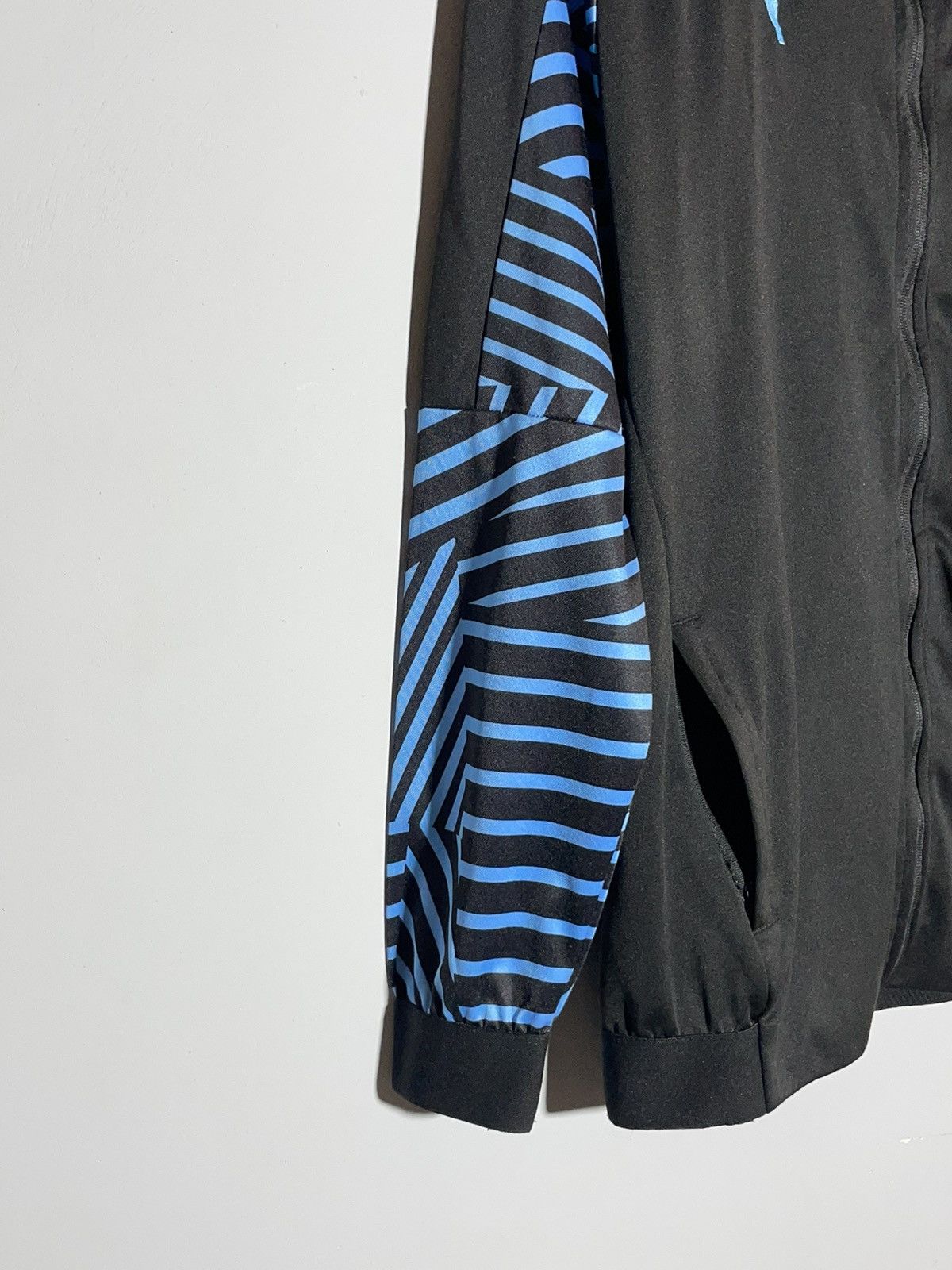 Puma Fc Olympic Marseille Puma Y2k Streetwear Men's Track Top Size US M / EU 48-50 / 2 - 6 Thumbnail