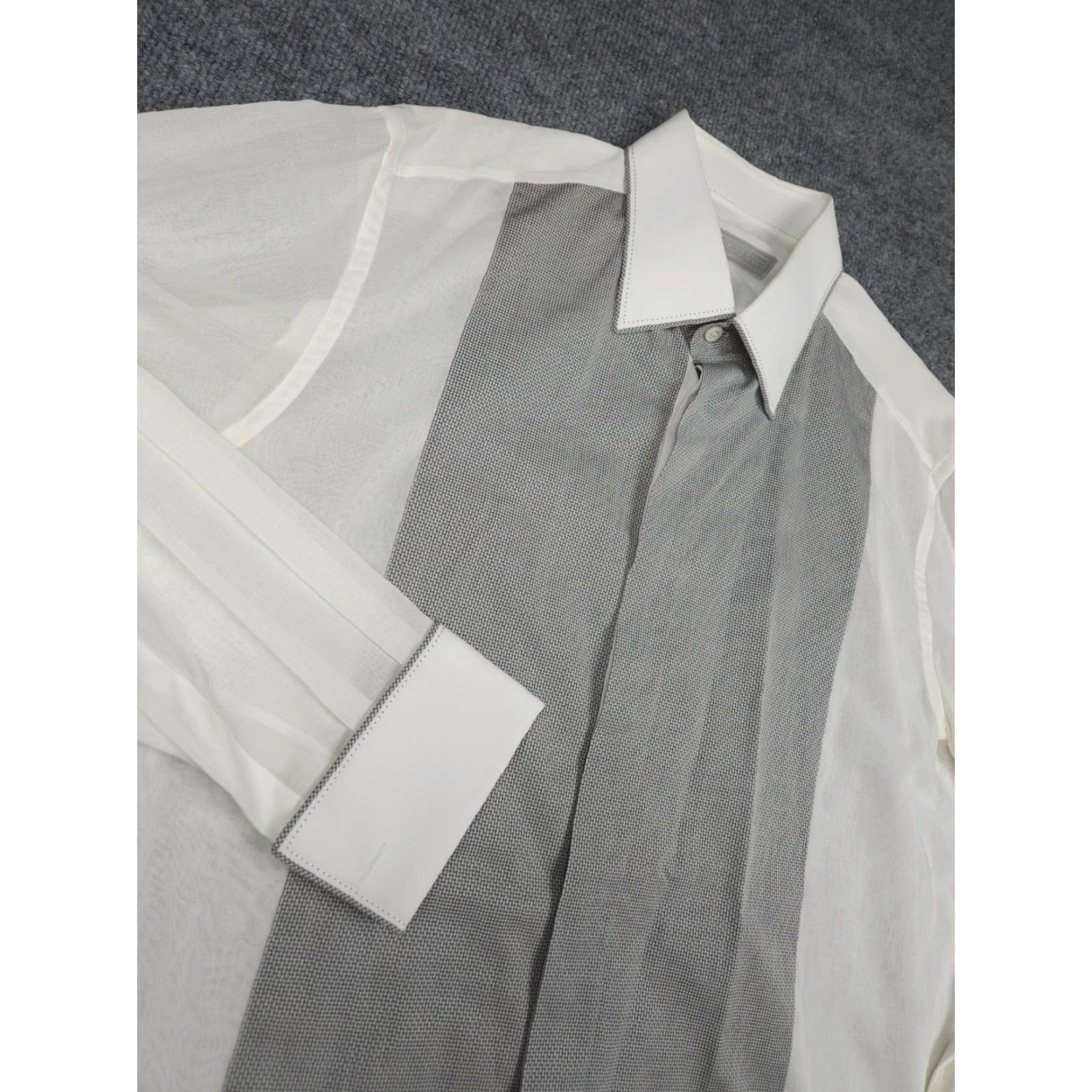 Stefano Ricci Stefano Ricci Shirt Men 41 16 White Gray Button Up French Cuff Italy Cotton Dress Shirt, Formal, 100% Cotton, White, 31 in, Regular, Mens Size US L / EU 52-54 / 3 - 3 Thumbnail