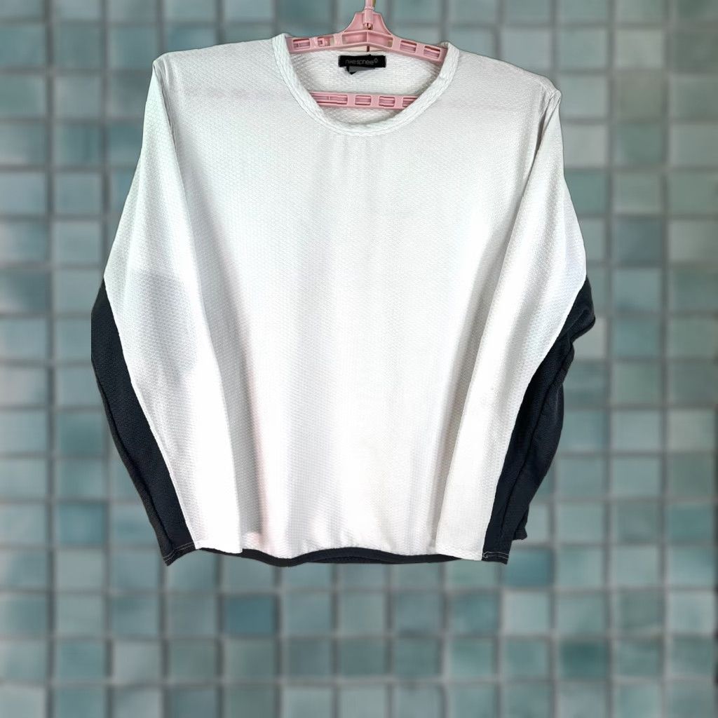 Nike Nike Dri-Fit Running Shirt Long Sleeve Therma Sphere Element White Men XL Size US XL / EU 56 / 4 - 1 Thumbnail
