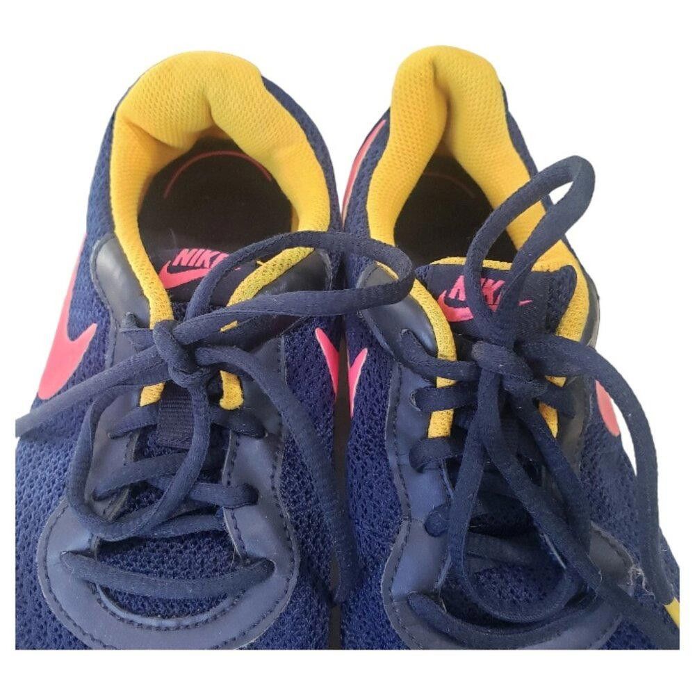 Nike SH108 Nike Tanjun Women's Runner Shoe 8.5 Size US 8.5 / IT 38.5 - 2 Thumbnail