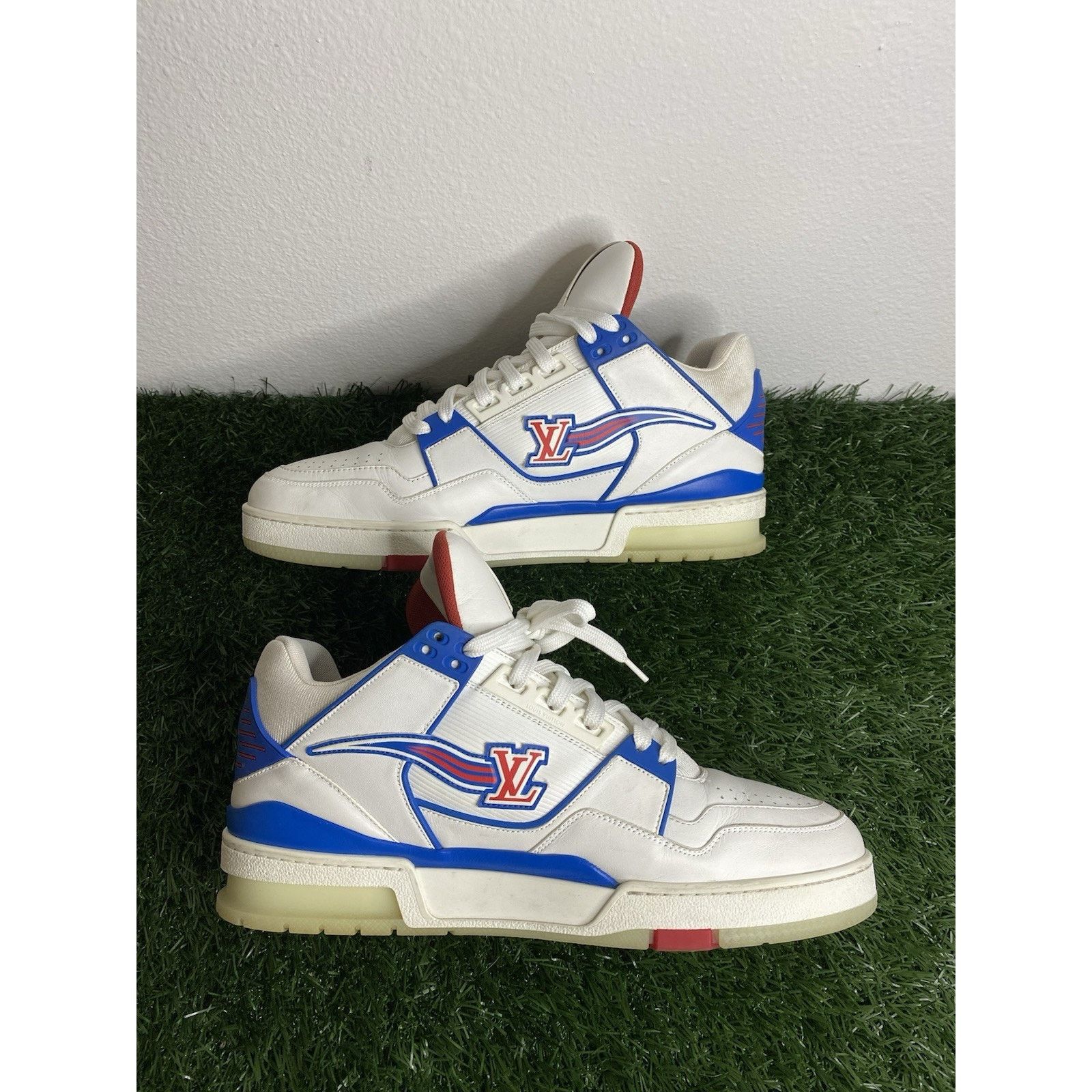Louis Vuitton Size 8 LV - Louis Vuitton ‘White Red Blue’ Mid Trainer Size US 9 / EU 42 - 6 Thumbnail