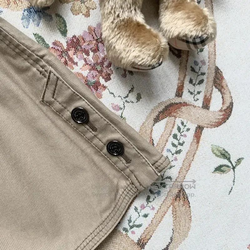 Burberry Burberry Khaki Cotton Women's Skirt. Size 23" - 6 Thumbnail