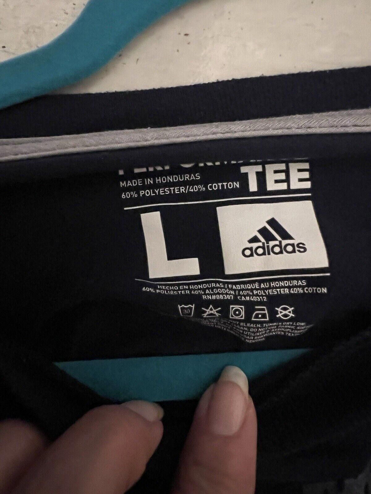 Adidas Adidas The Go To Performance Tee Sz L Size US L / EU 52-54 / 3 - 3 Thumbnail