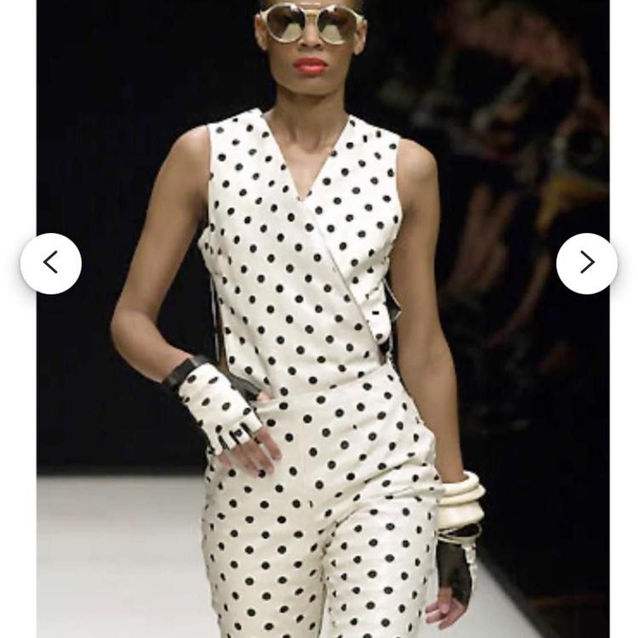 Gianfranco Ferre gianfranco ferré S/S2001 black & white polka dot mesh top Size S / US 4 / IT 40 - 8 Thumbnail