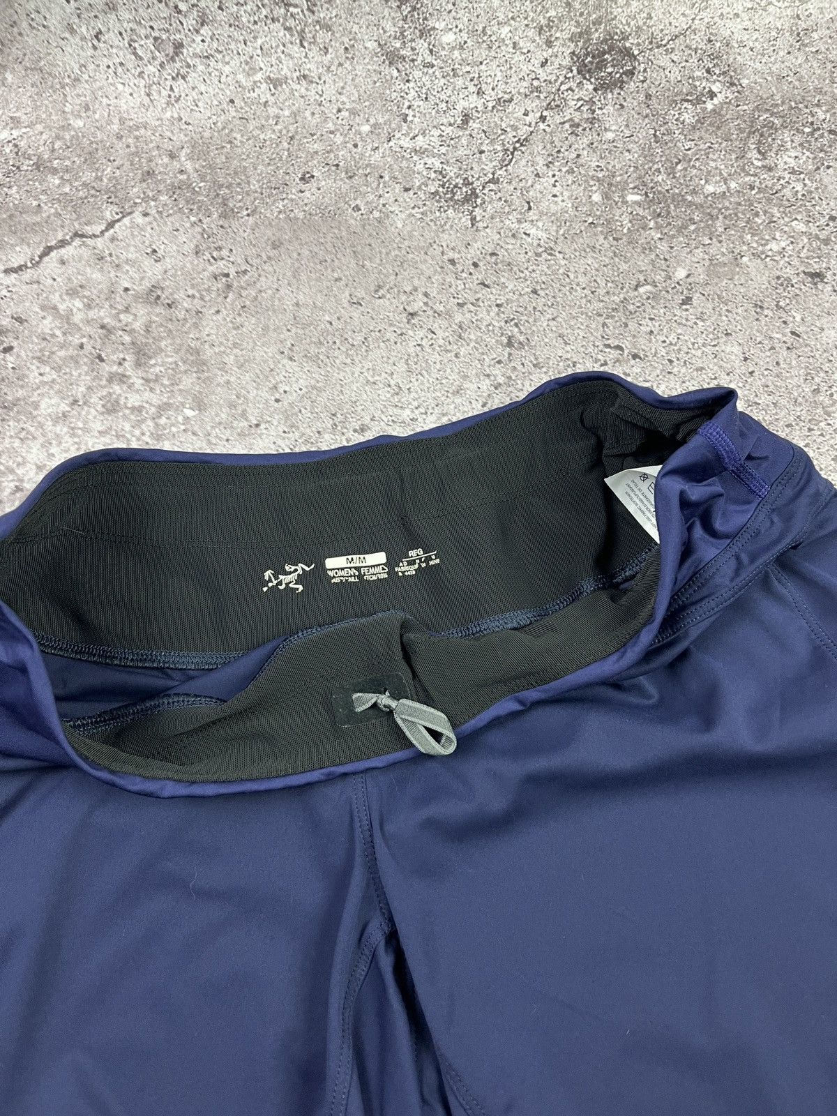 Arc'teryx Wmn’s Technical Running Shorts Navy Trail Outdoor Gorpcore Size 30" / US 8 / IT 44 - 4 Thumbnail