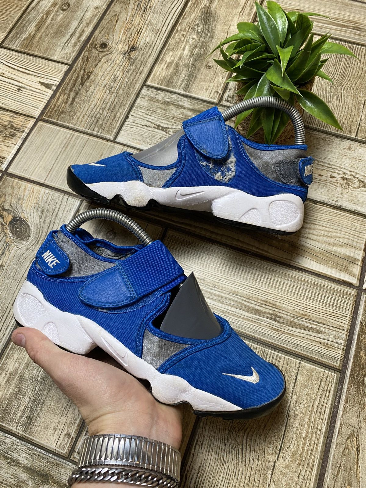 Nike Nike rift unisex size us 5 Size US 5 / EU 37 - 3 Thumbnail